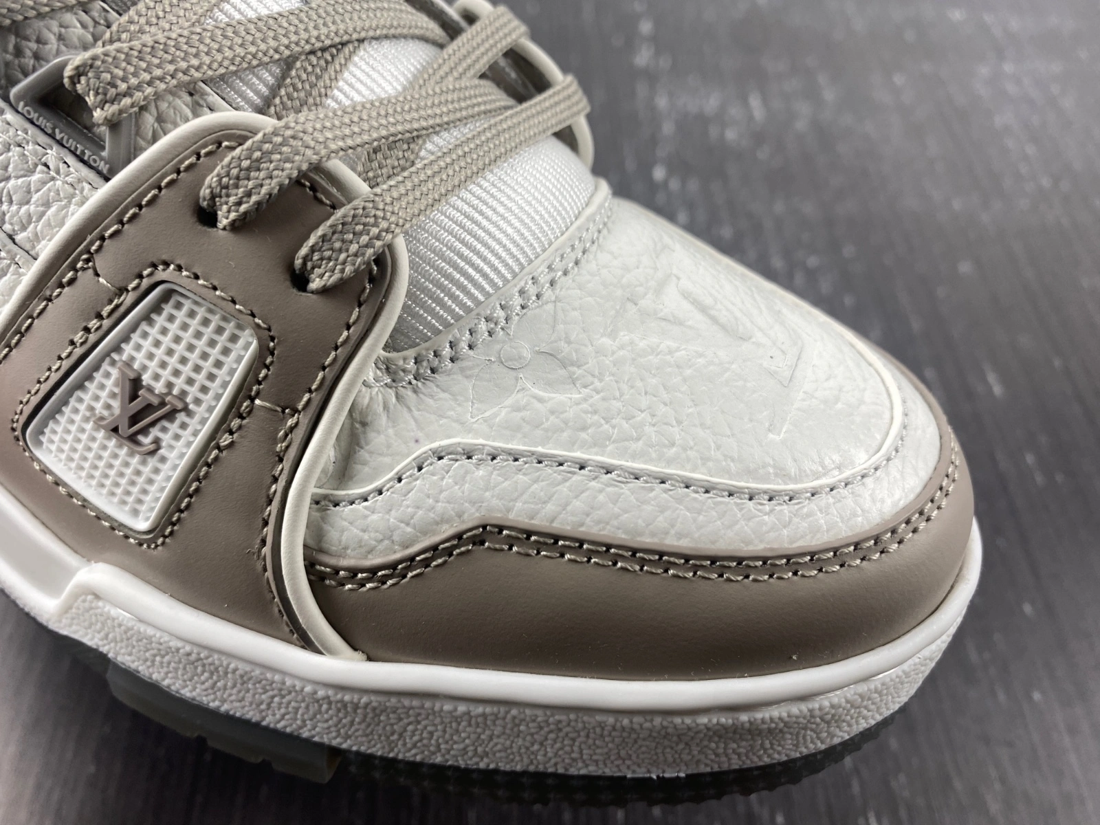Resilient Men L*ouis V*uitton Top Sneaker Trainer MK221114- 4120