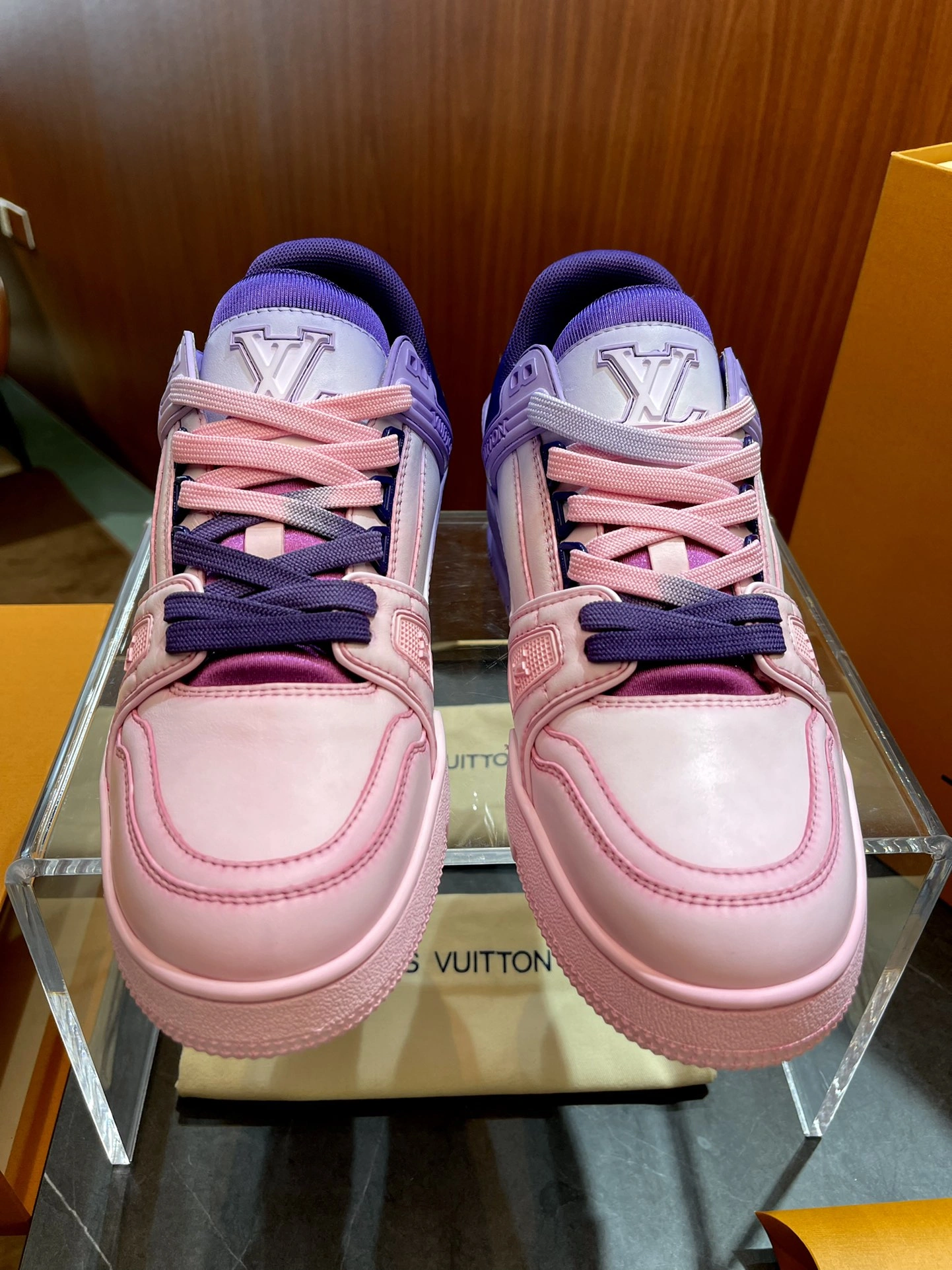 MoistureWicking Men L*ouis V*uitton Top Sneaker Trainer RR20231017- 3896