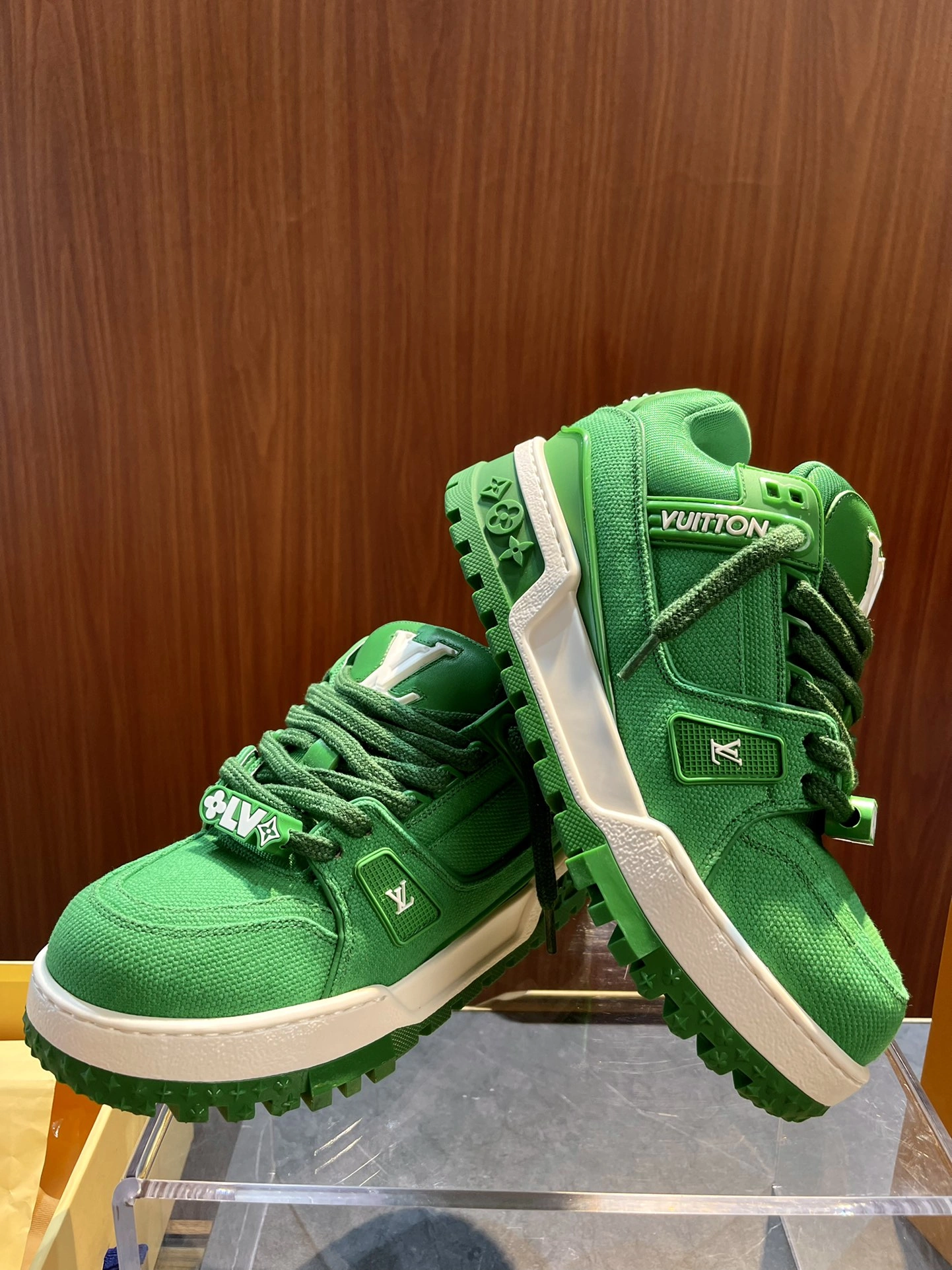 SoftTouch Men L*ouis V*uitton Top Sneaker Trainer RR20231017- 3891