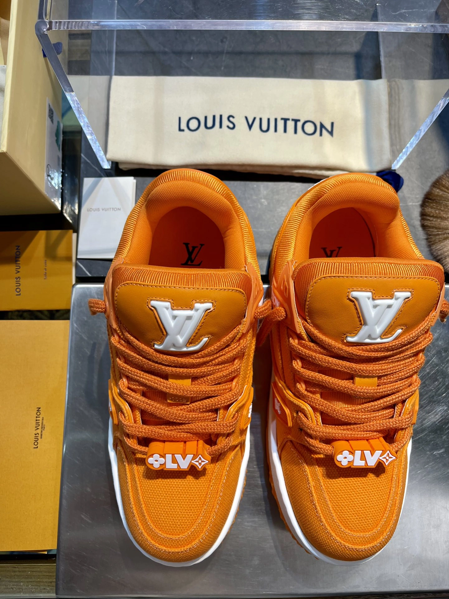 Fashionable Men L*ouis V*uitton Top Sneaker Trainer RR20231017- 3889