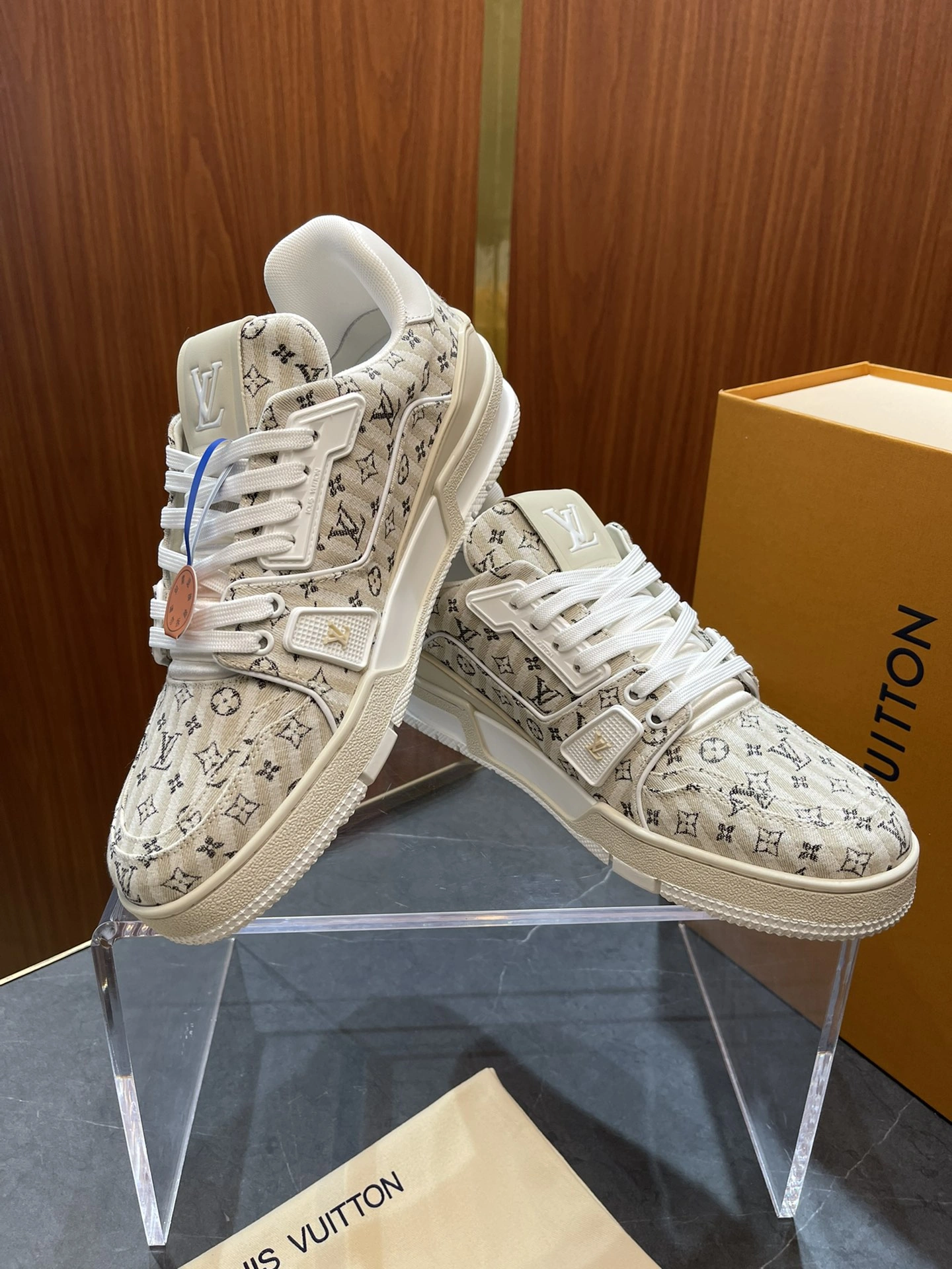 Packable Men L*ouis V*uitton Top Sneaker Trainer RR20231017- 3886