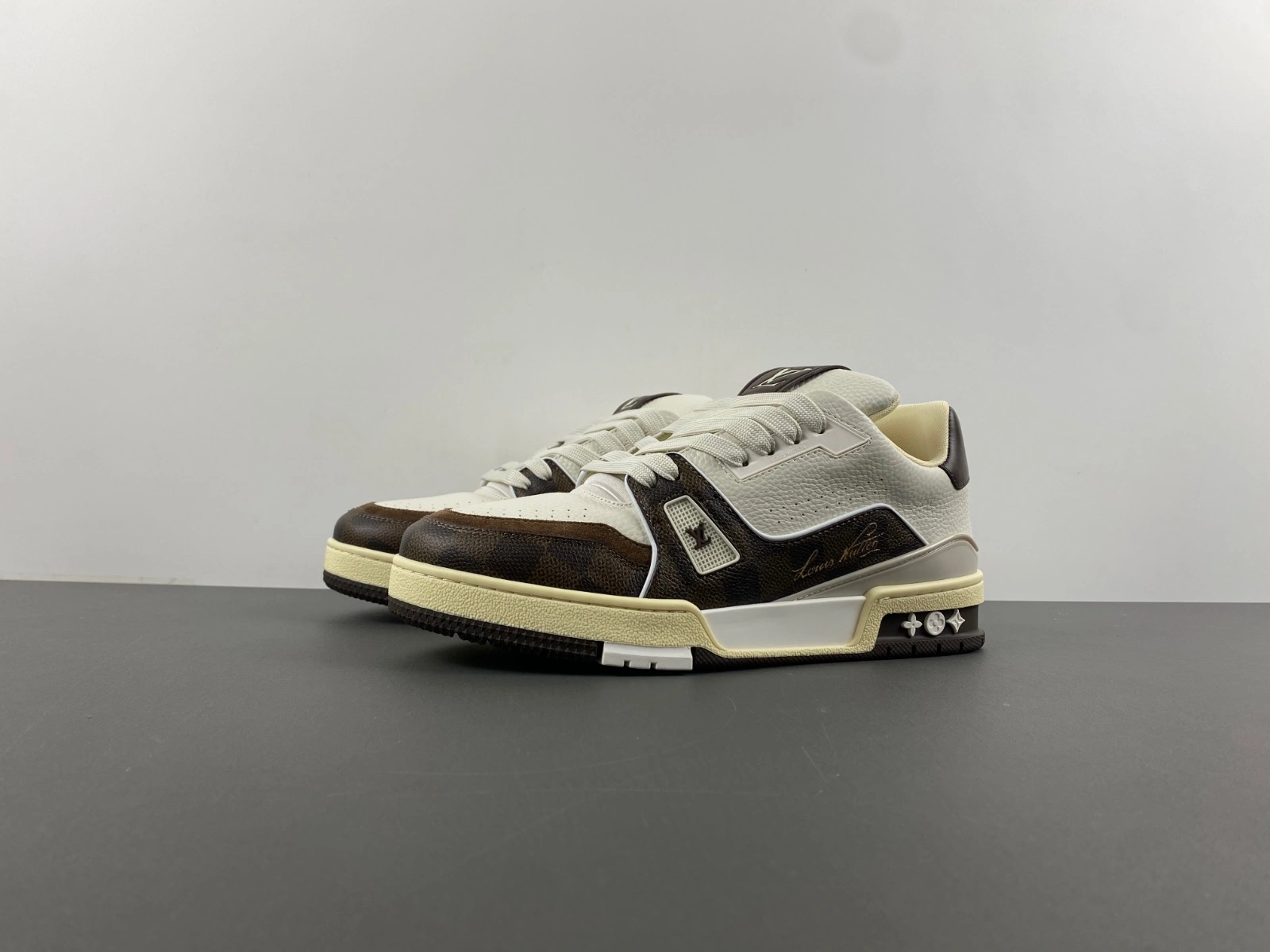 SoftTouch Men L*ouis V*uitton Top Sneaker Trainer RR20240606- 3852