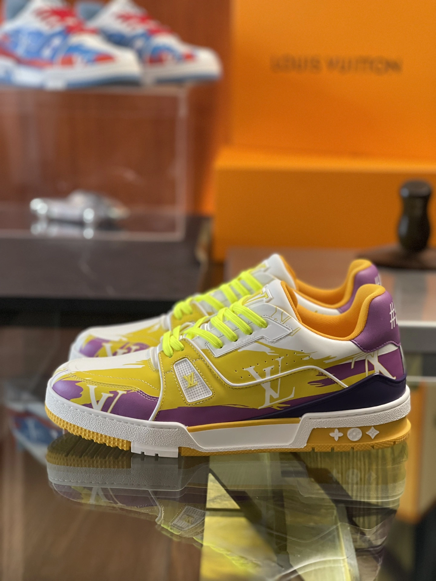 HighQuality Men L*ouis V*uitton Top Sneaker Trainer RR230330- 4054