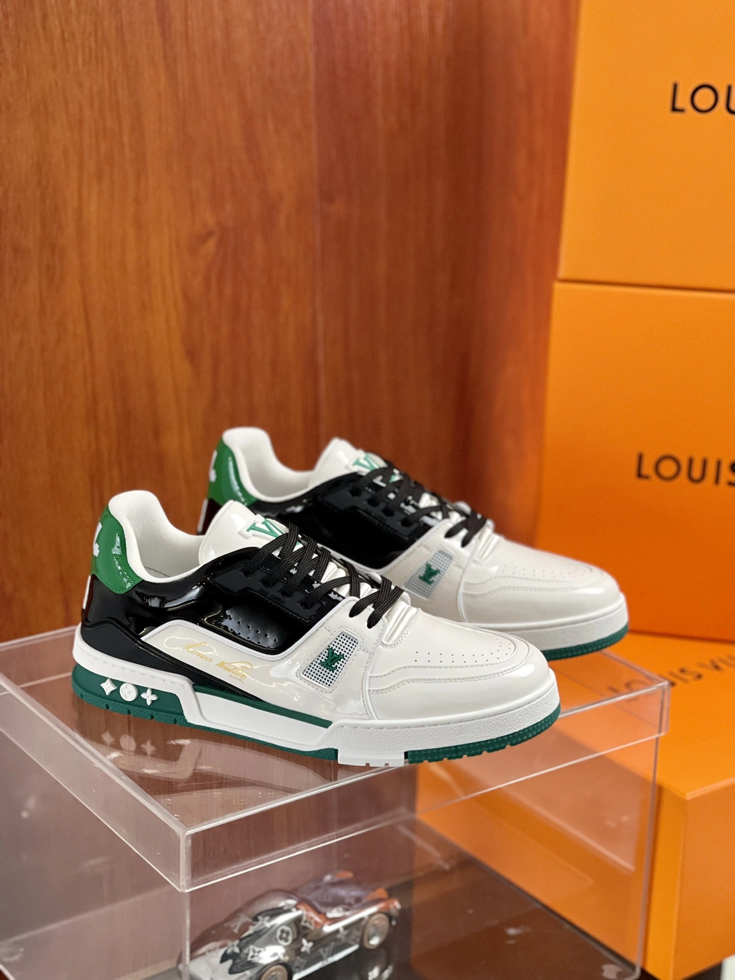 Breathable Men L*ouis V*uitton Top Sneaker Trainer RR230330- 4050