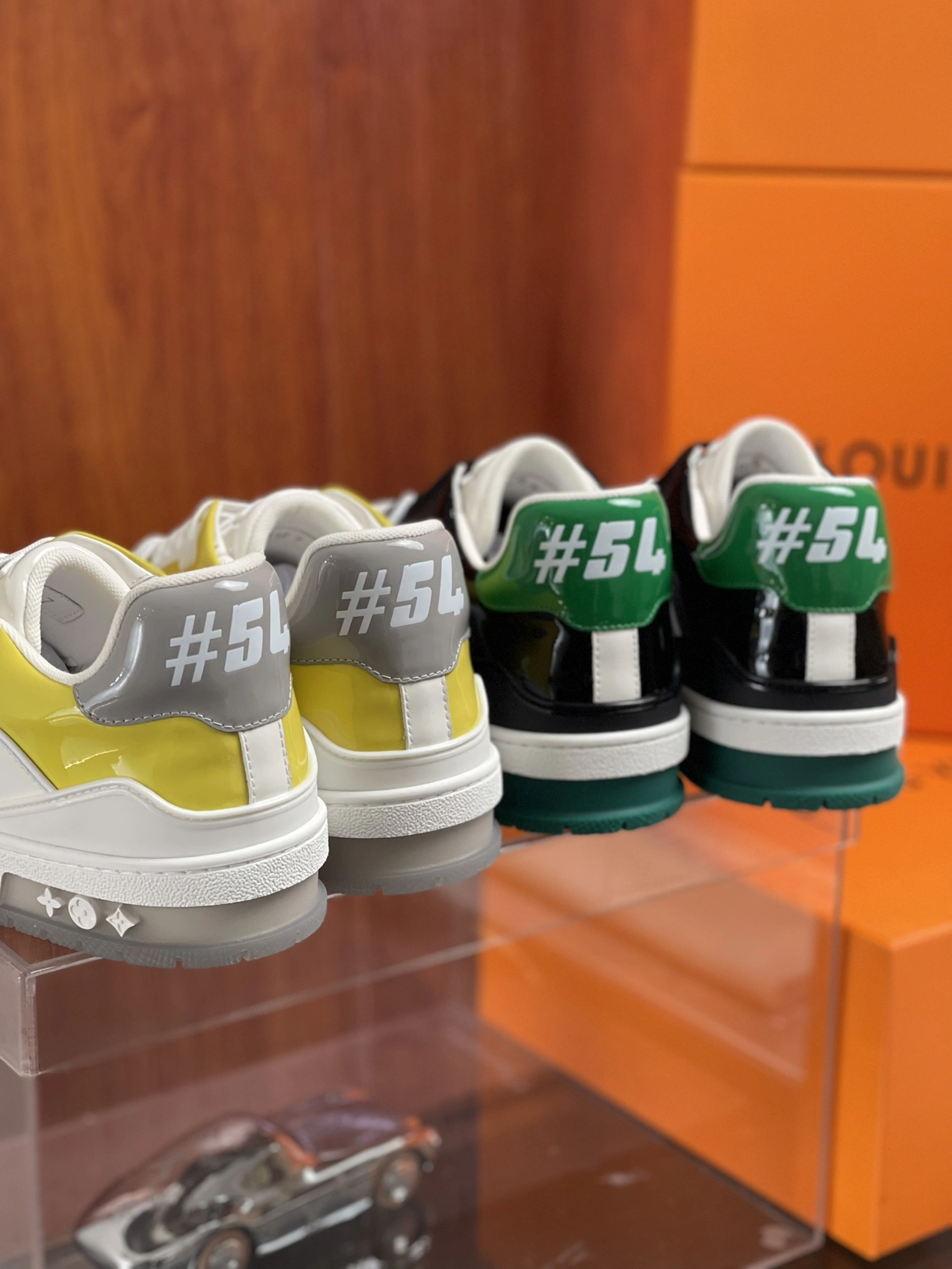 Men L*ouis V*uitton Top Sneaker Trainer RR230330- Resilient 4049