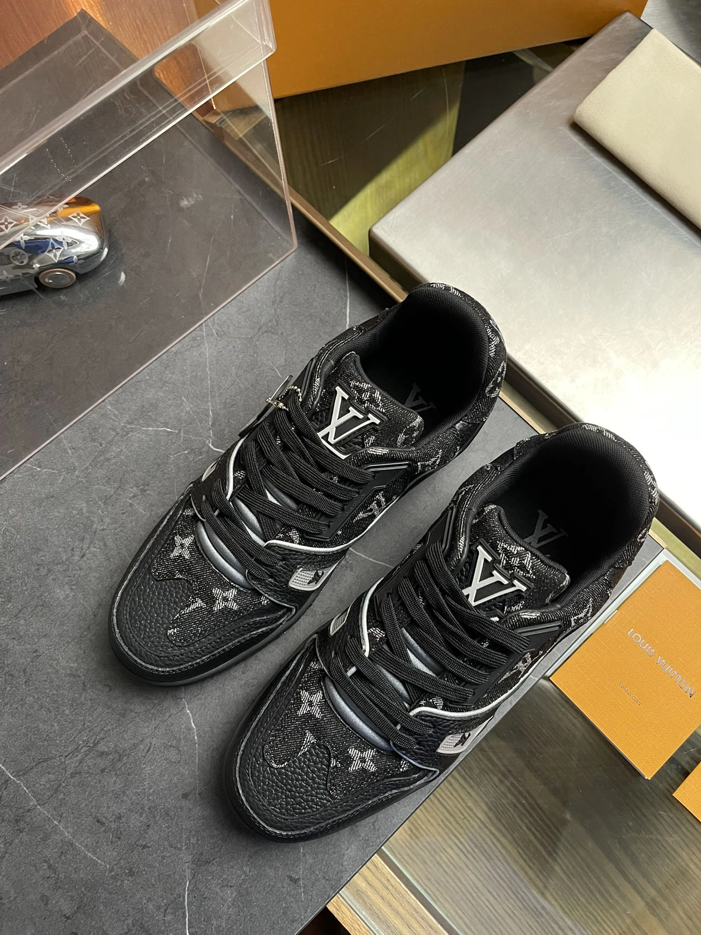 Men L*ouis V*uitton Top Sneaker Trainer RR230330- HighPerformance 4043