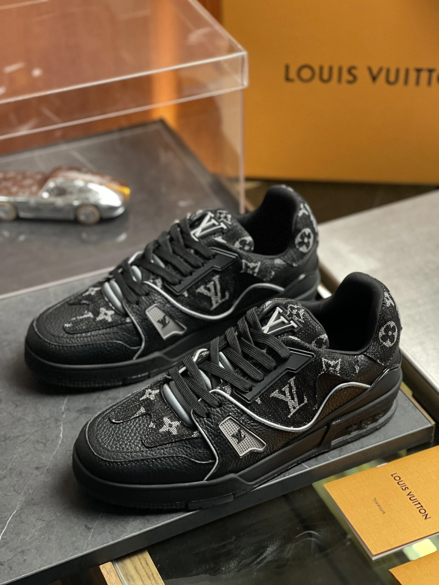 Men L*ouis V*uitton Top Sneaker Trainer RR230330- HighPerformance 4043