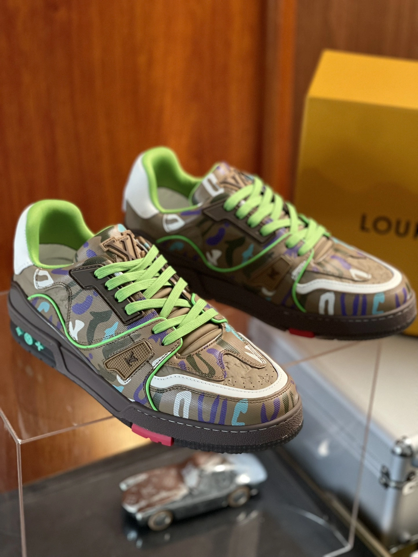 BestValue Men L*ouis V*uitton Top Sneaker Trainer RR230406- 4012