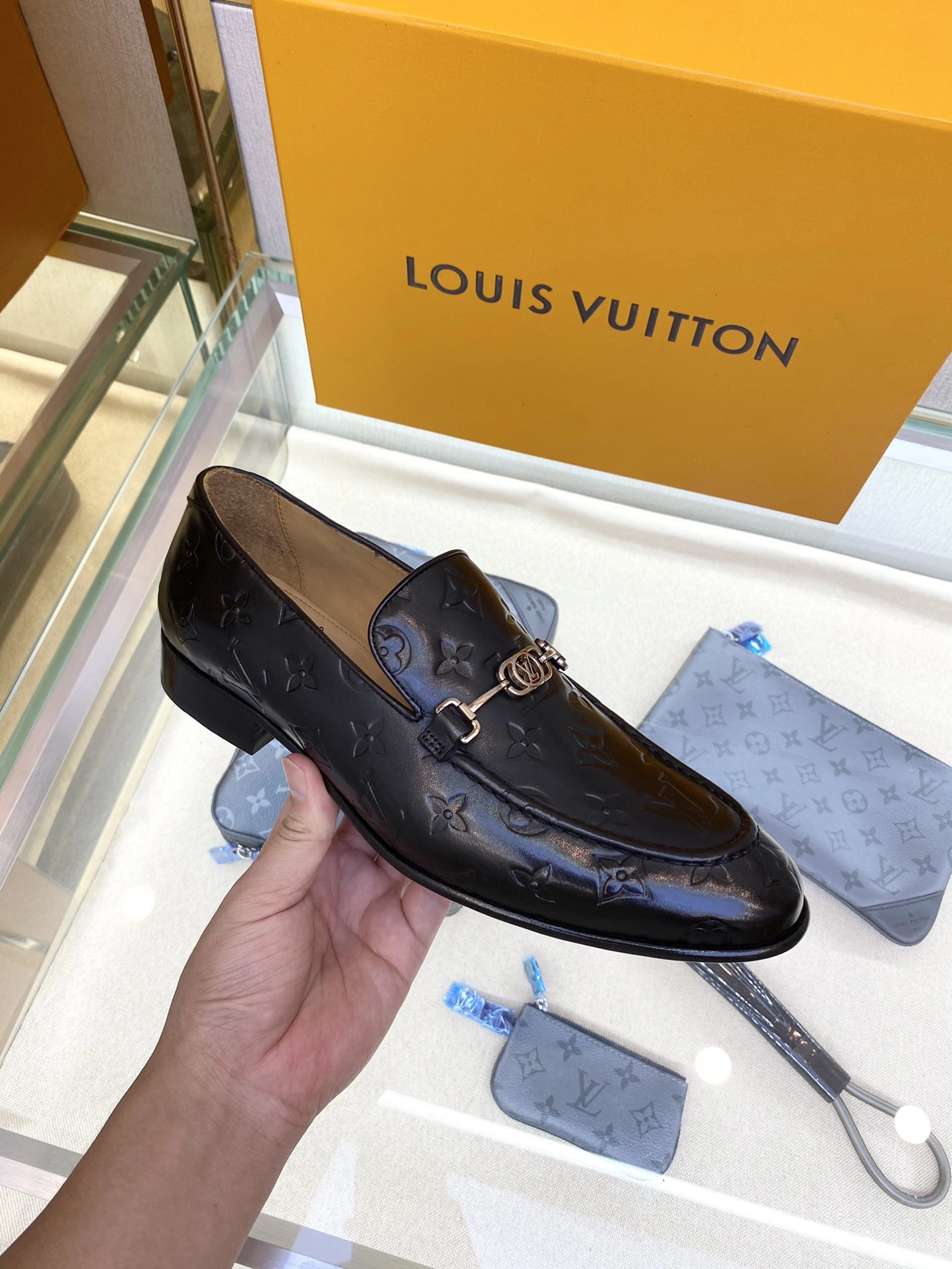 MoistureWicking Men L*ouis V*uitton Top Sneaker 4172