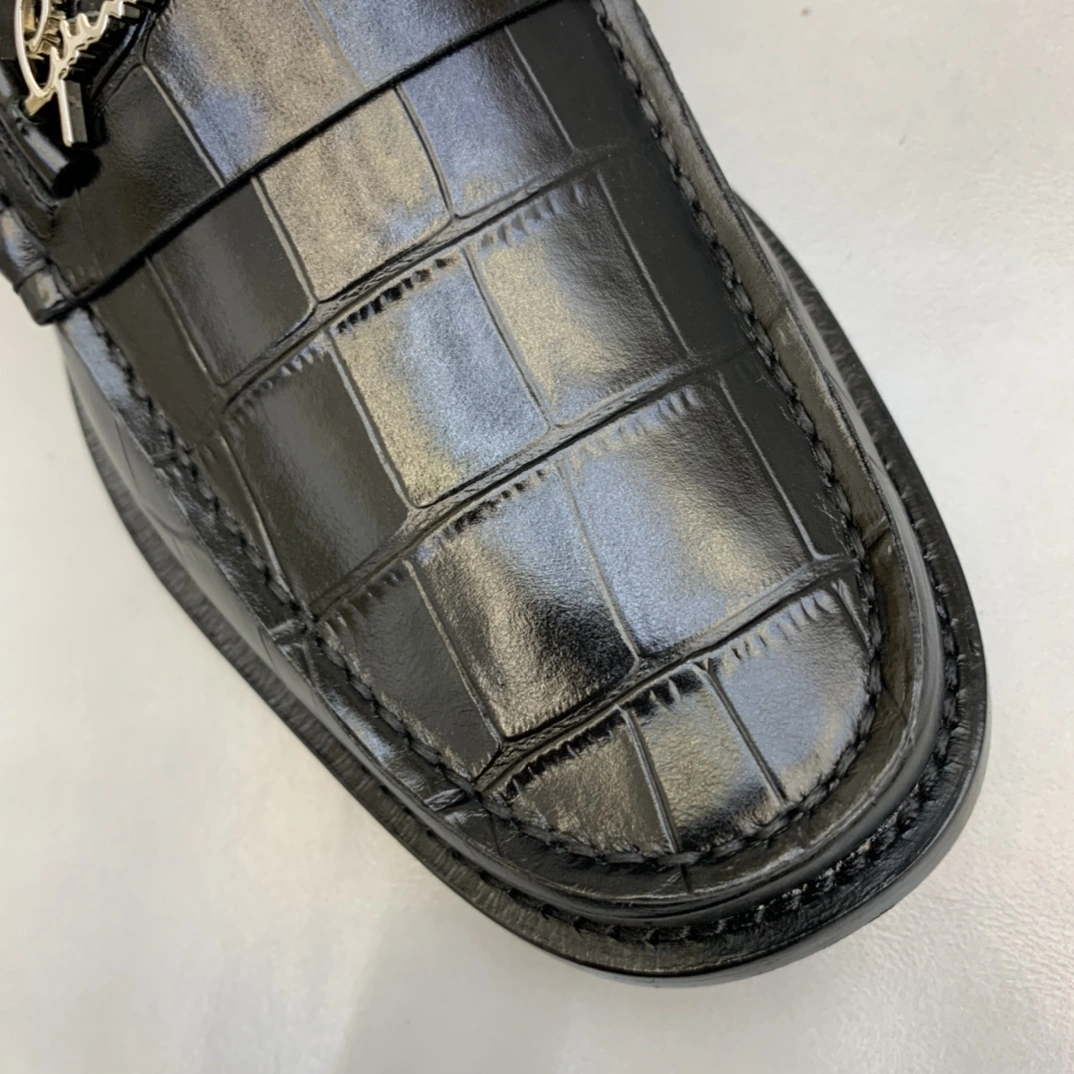 Cozy Men V*ersace Top Loafer CP 20230612- 6628