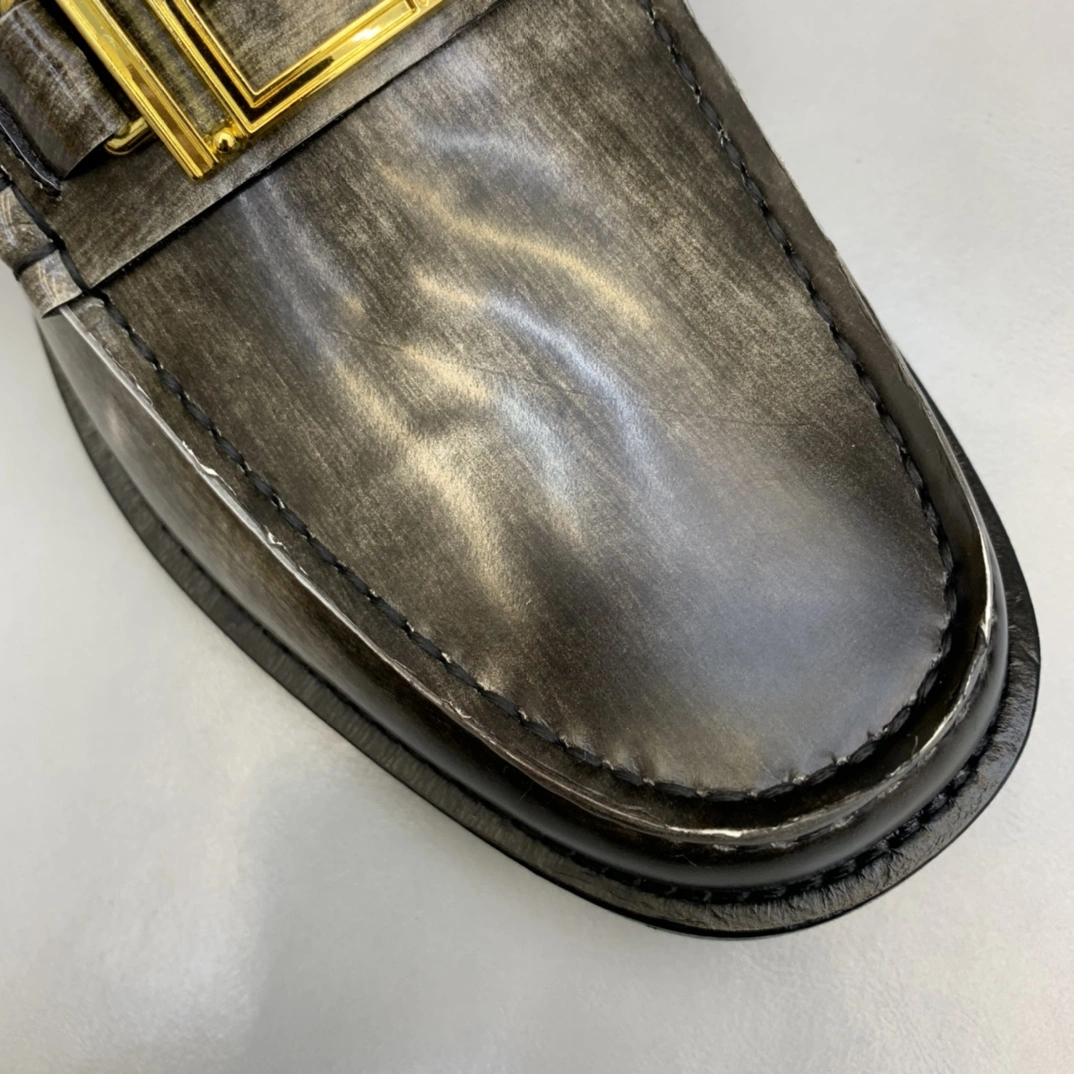 WellDesigned Men V*ersace Top Loafer CP 20230613- 6626