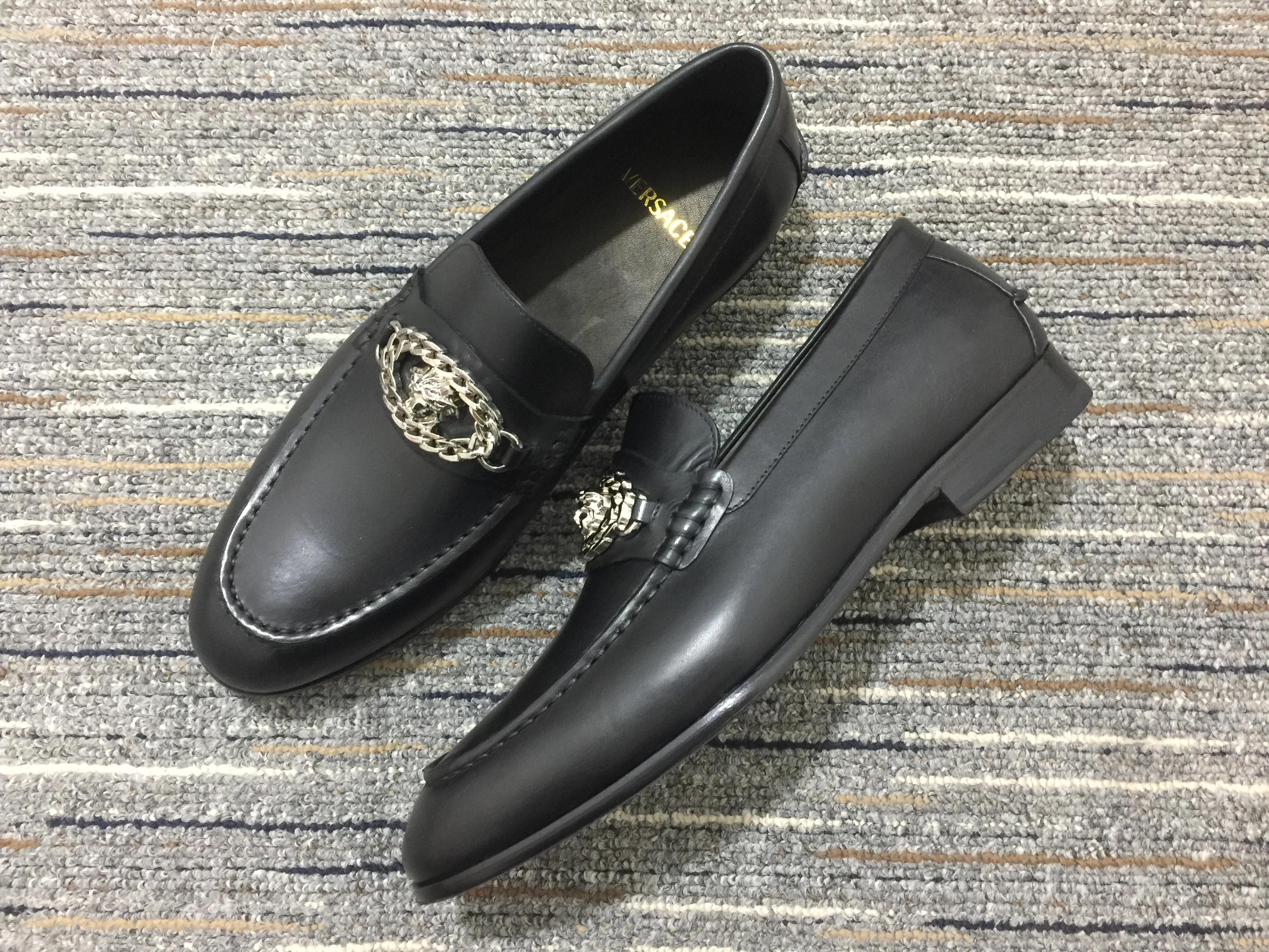 MoistureWicking Men V*ersace Top Loafer 6681