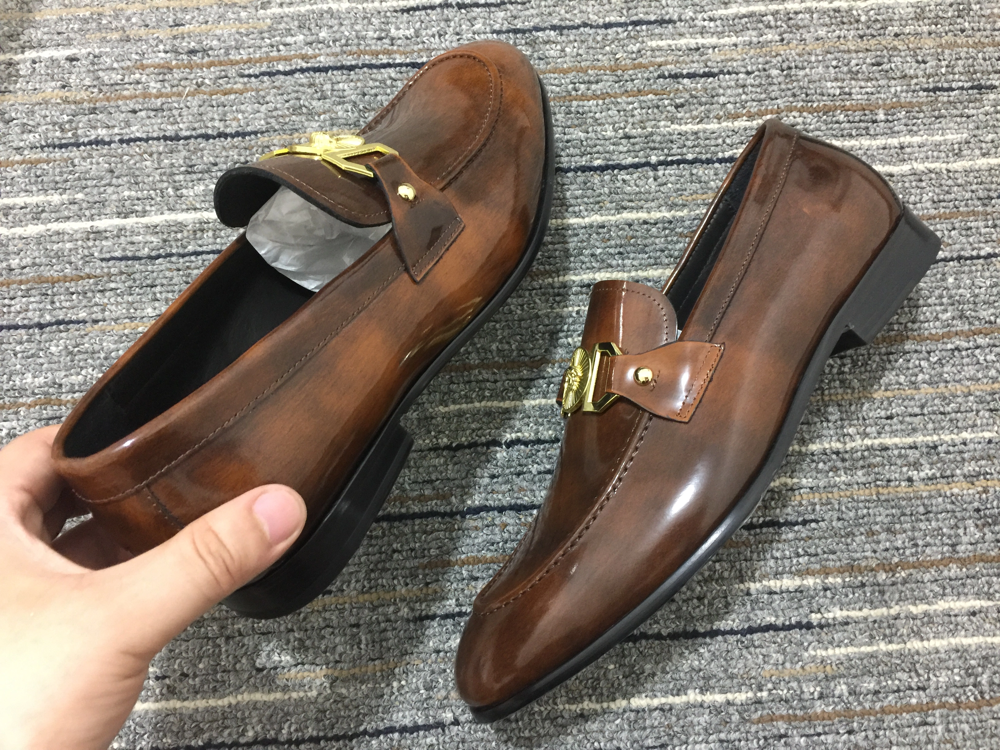 SmoothTexture Men V*ersace Top Loafer 6679
