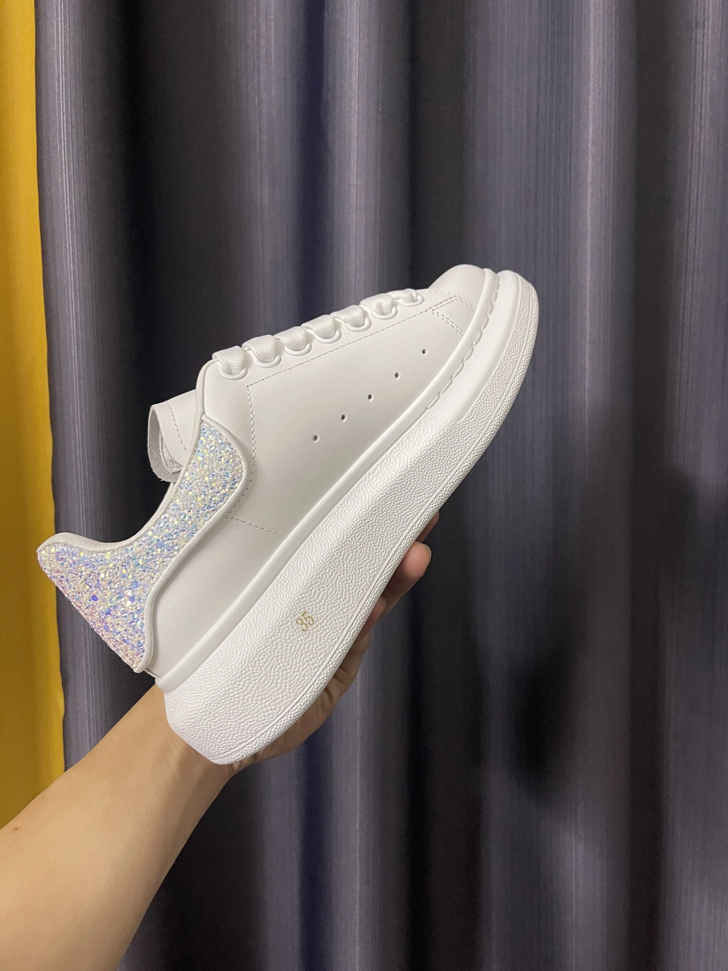 Stylish Men Women A*lexander M*cqueen Top Sneaker YP 20230815- 3038