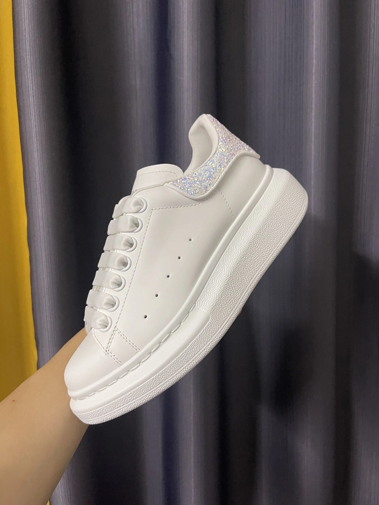 Stylish Men Women A*lexander M*cqueen Top Sneaker YP 20230815- 3038