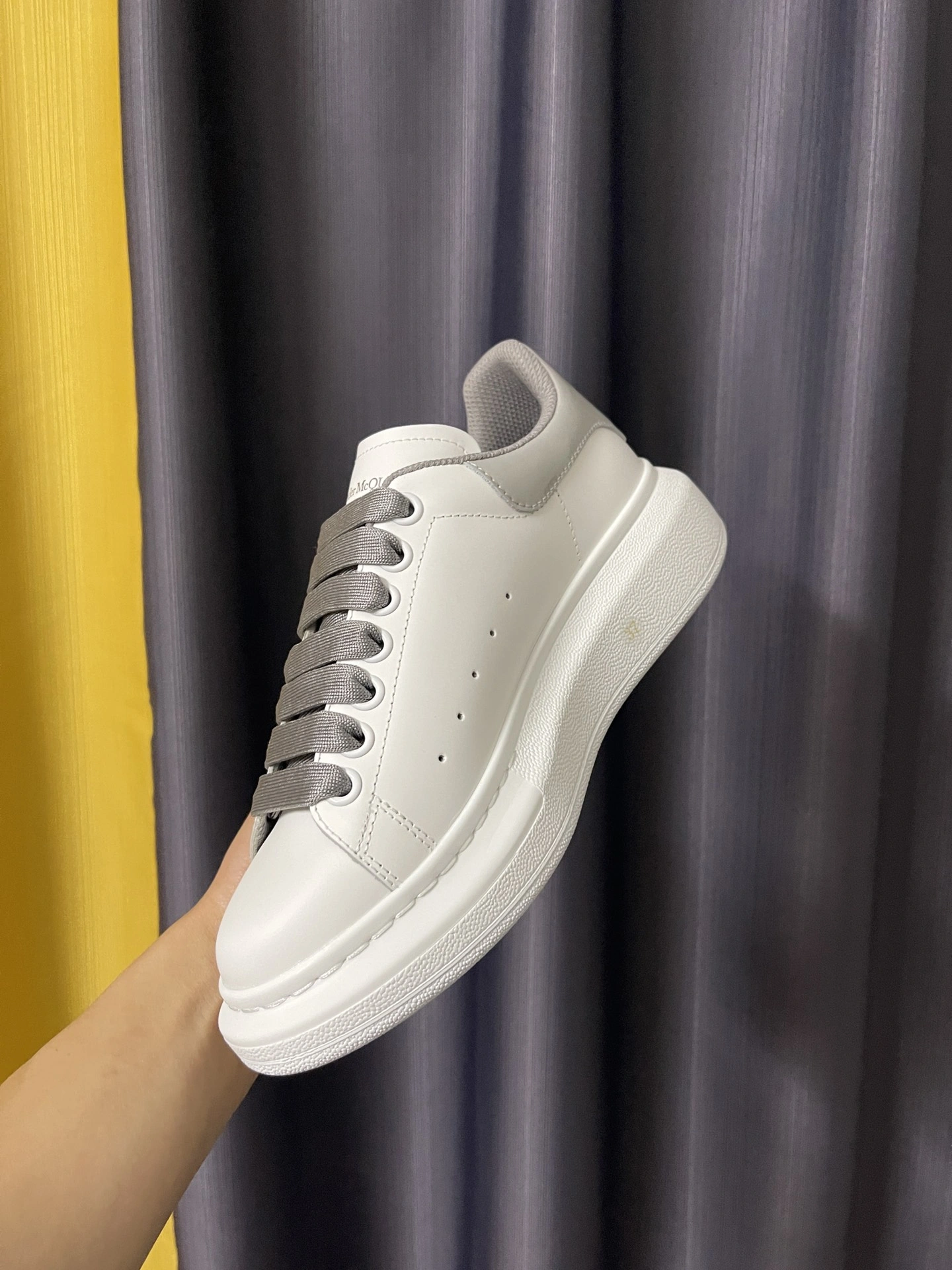 Popular Men Women A*lexander M*cqueen Top Sneaker YP 20230815- 3026