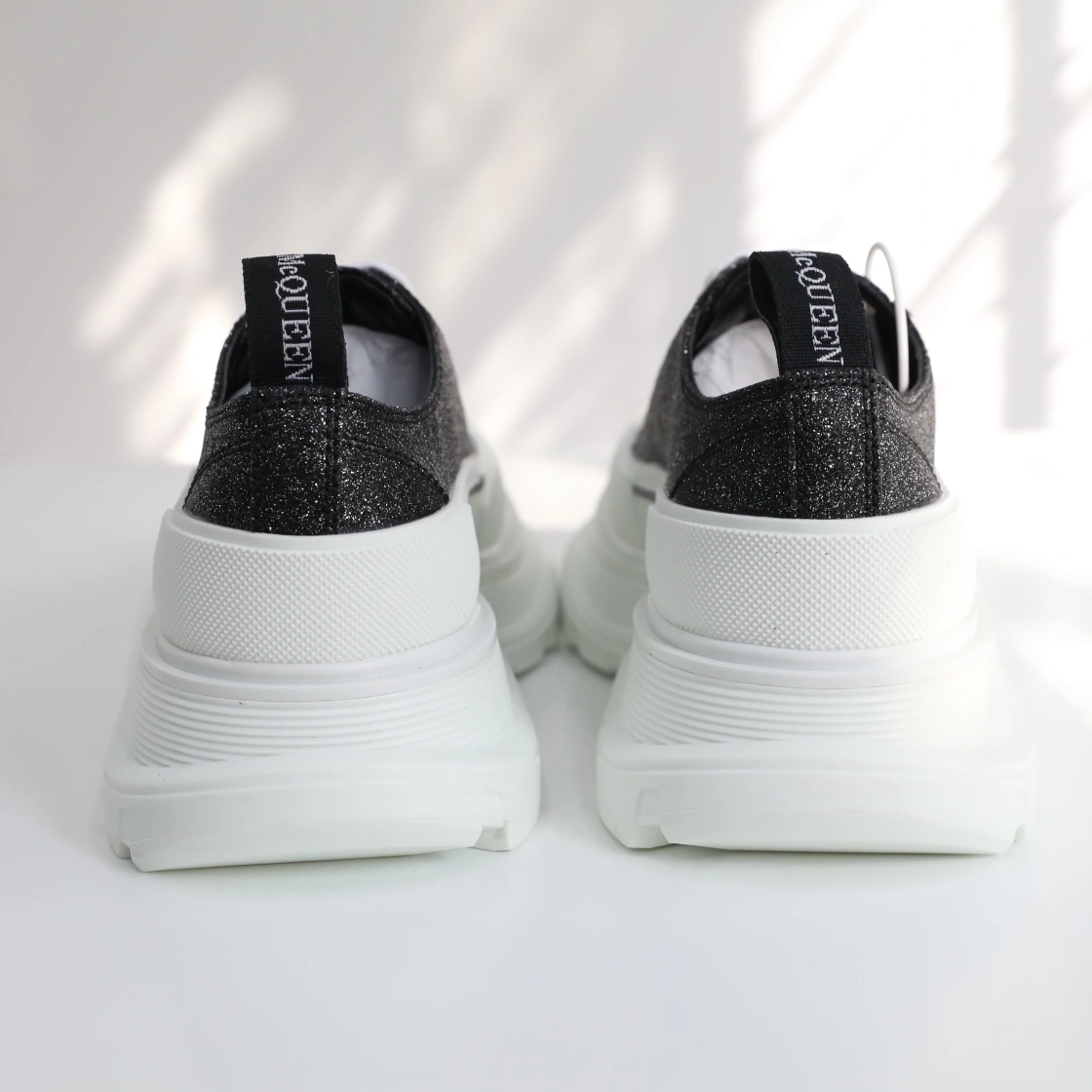 Sustainable Men Women A*lexander M*cqueen Top Sneaker 3123