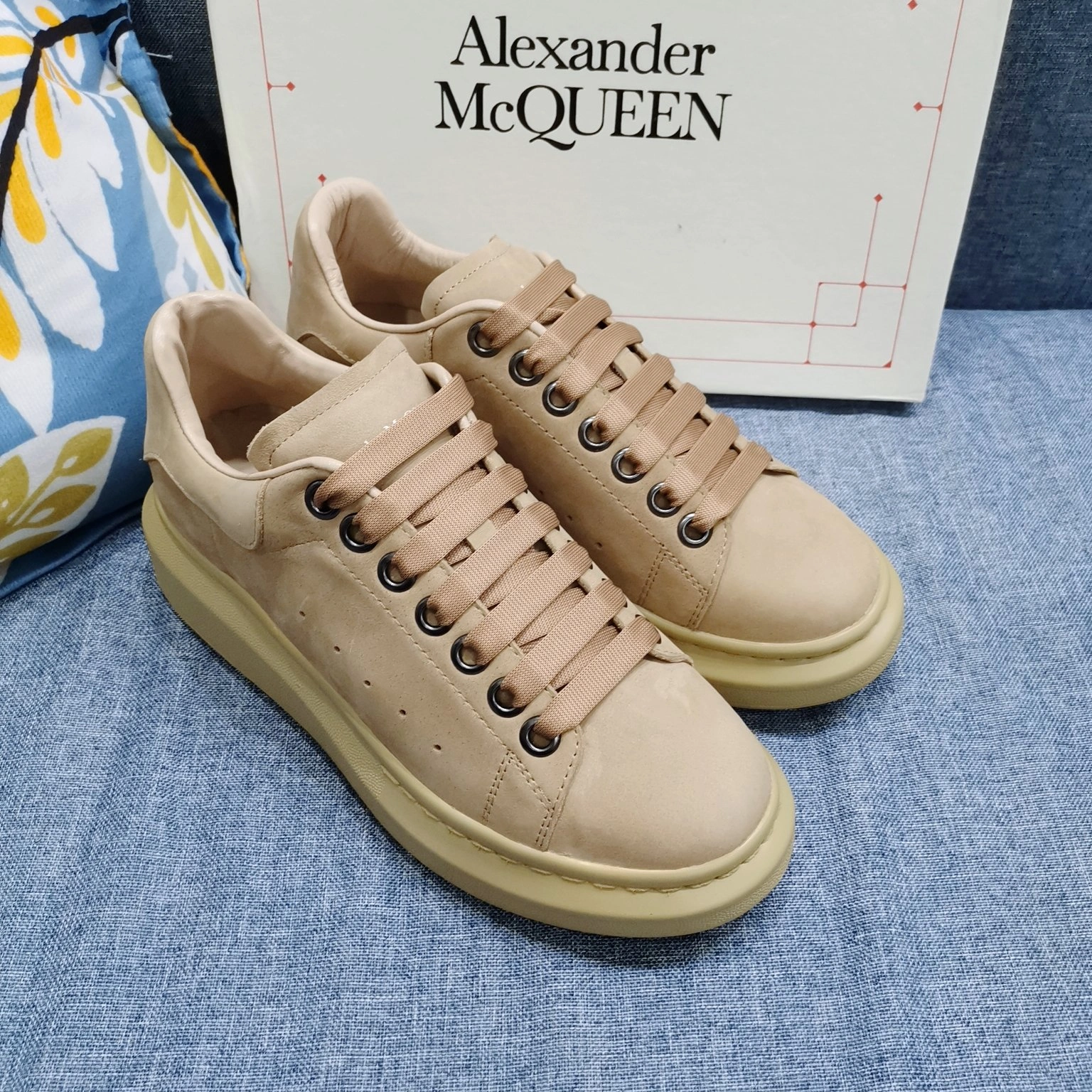 FreshLook Men Women A*lexander M*cqueen Top Sneaker 3142