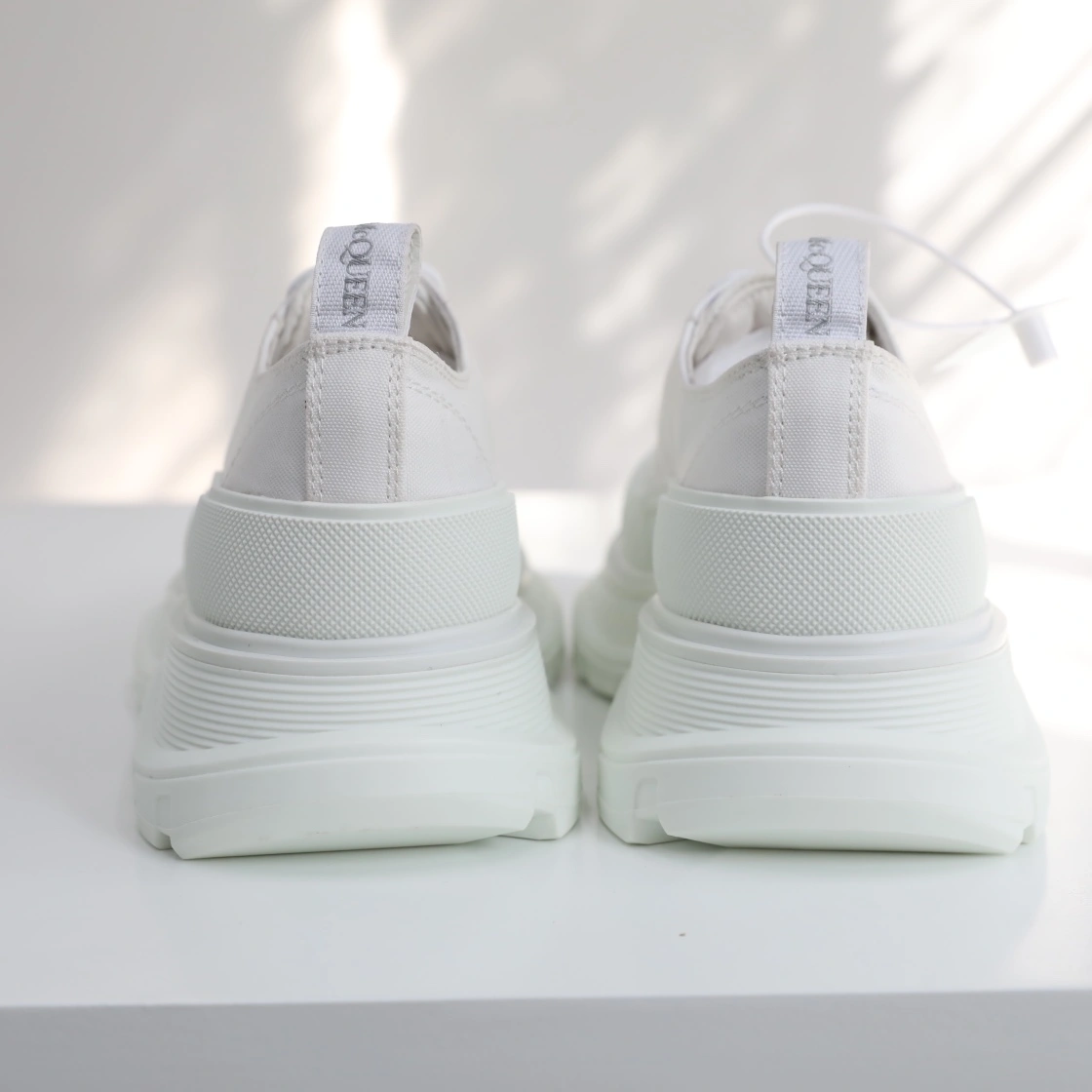 Sustainable Men Women A*lexander M*cqueen Top Sneaker 3118
