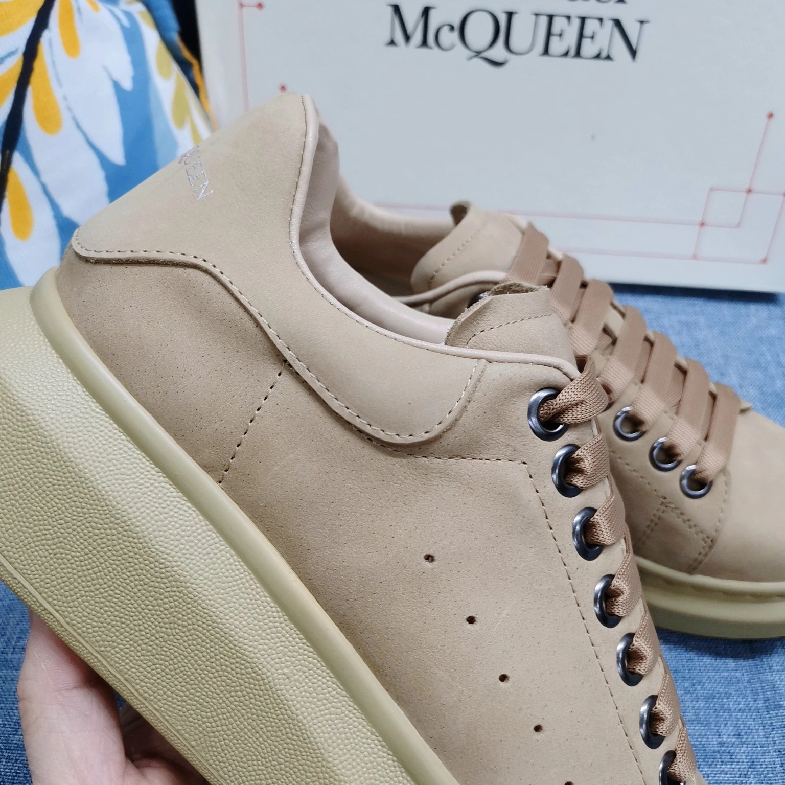 FreshLook Men Women A*lexander M*cqueen Top Sneaker 3142