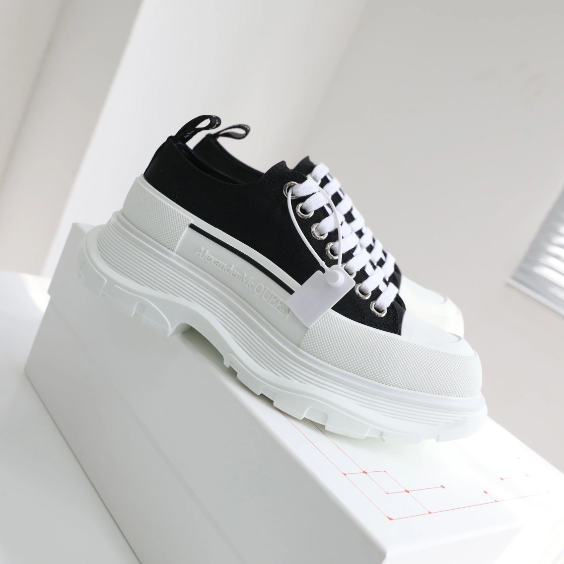 Contemporary Men Women A*lexander M*cqueen Top Sneaker 3117