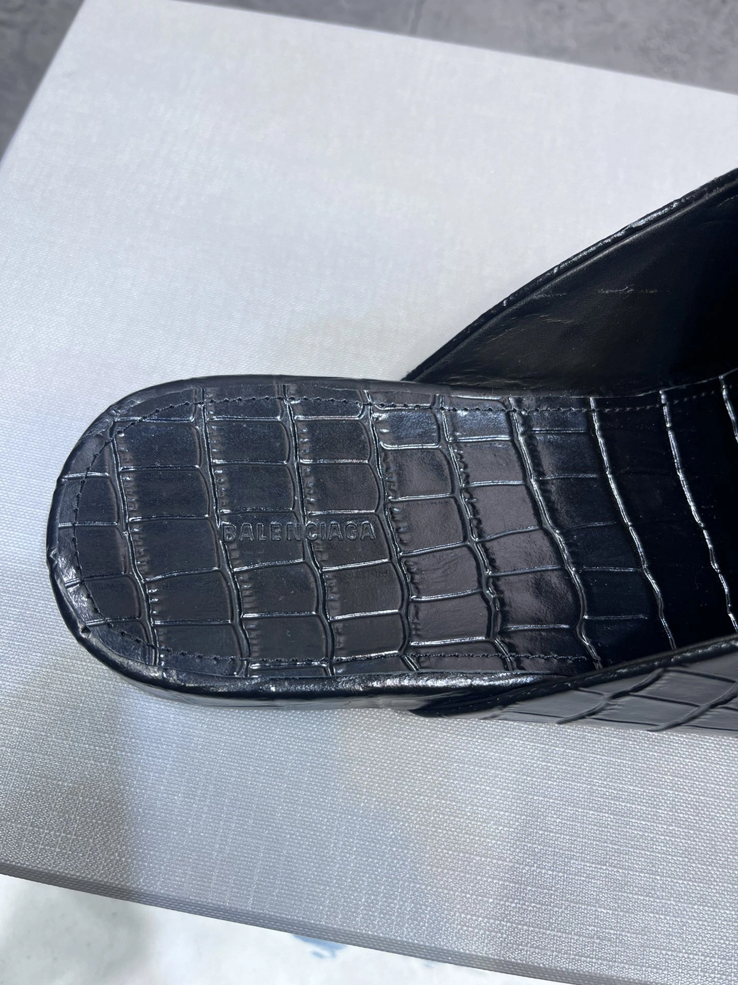 Trendsetting Men Women B*alenciaga Top Slippers CP230310- 4495