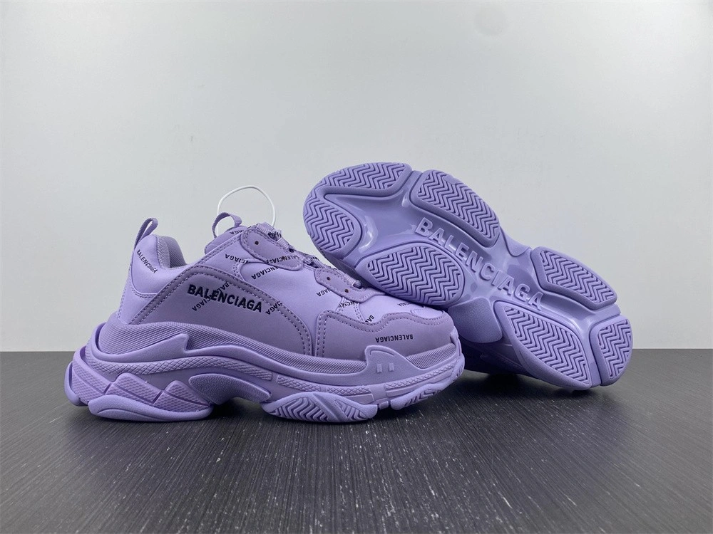 Unique Men Women B*alenciaga Top Sneaker Triple s AM 4565