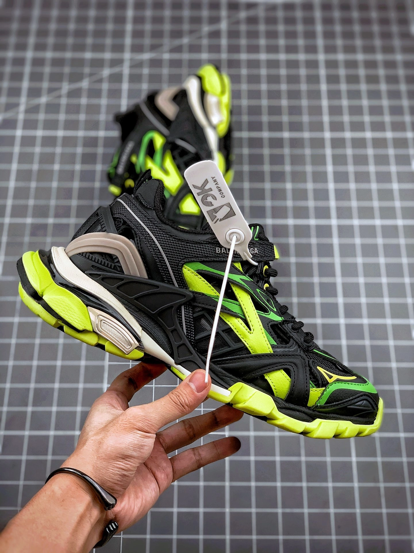 Unique Men Women B*alenciaga Top Sneaker 4615