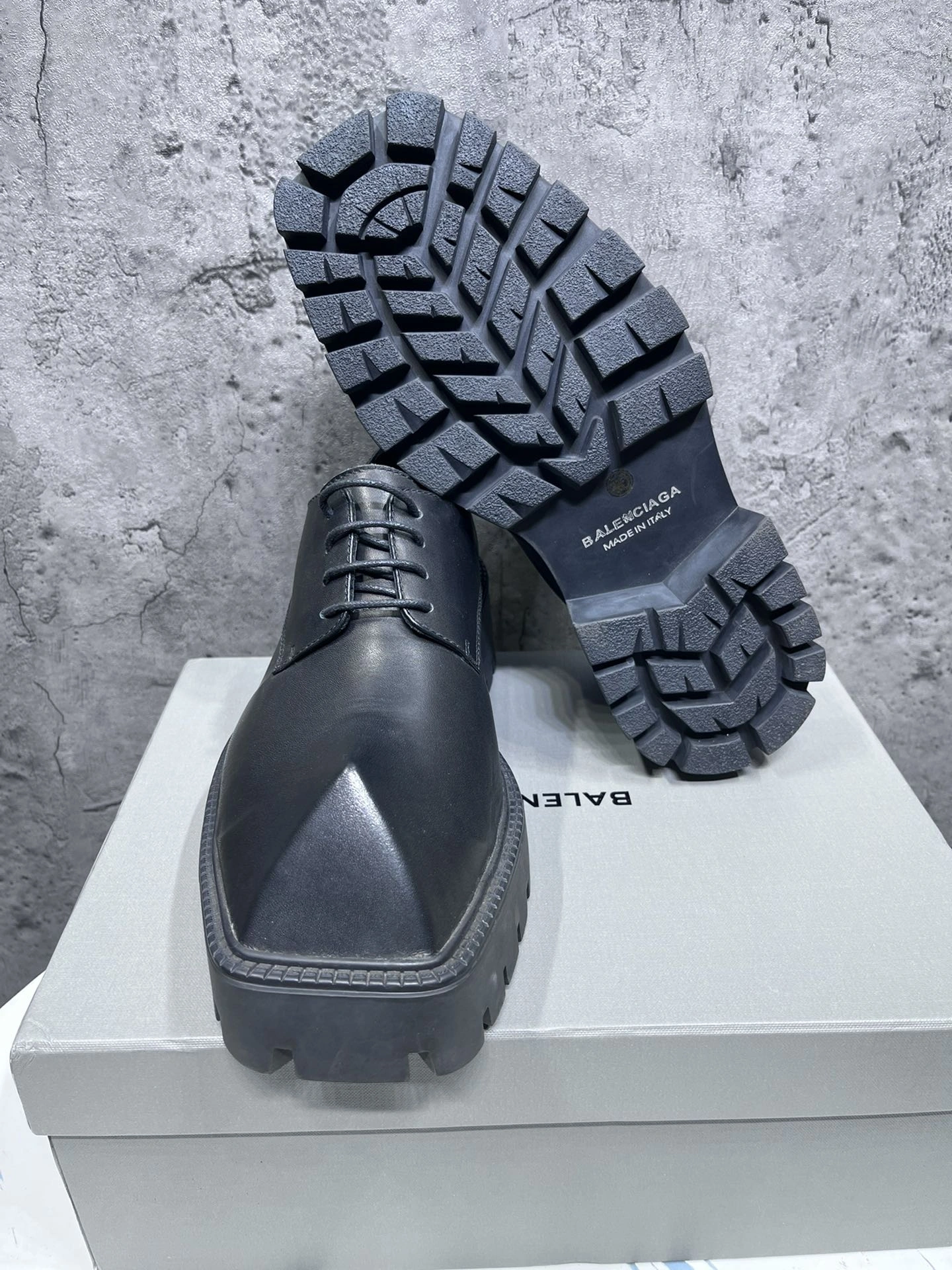 Seasonal Men Women B*alenciaga Top sneakers CP230312- 4481