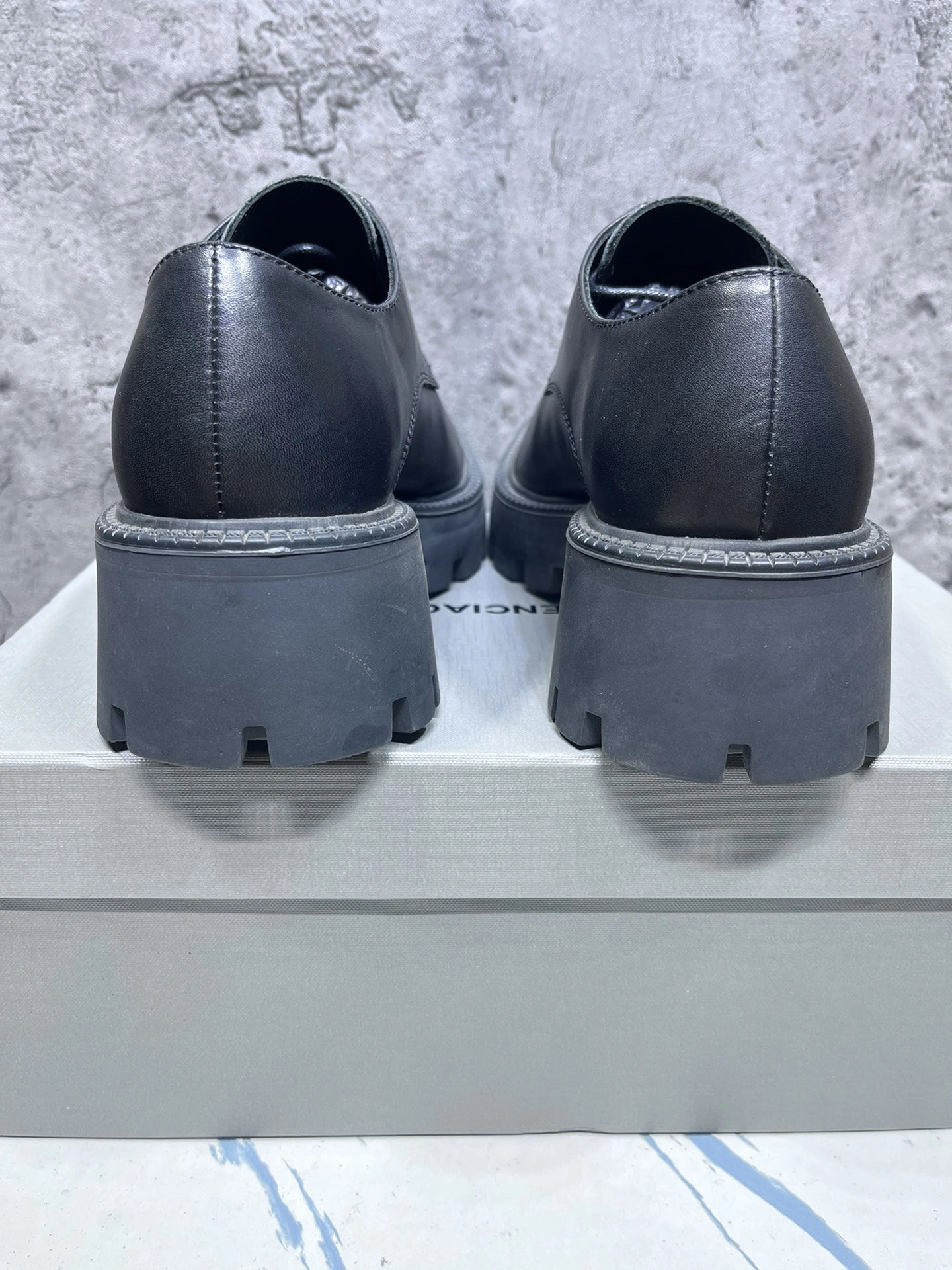 Seasonal Men Women B*alenciaga Top sneakers CP230312- 4481