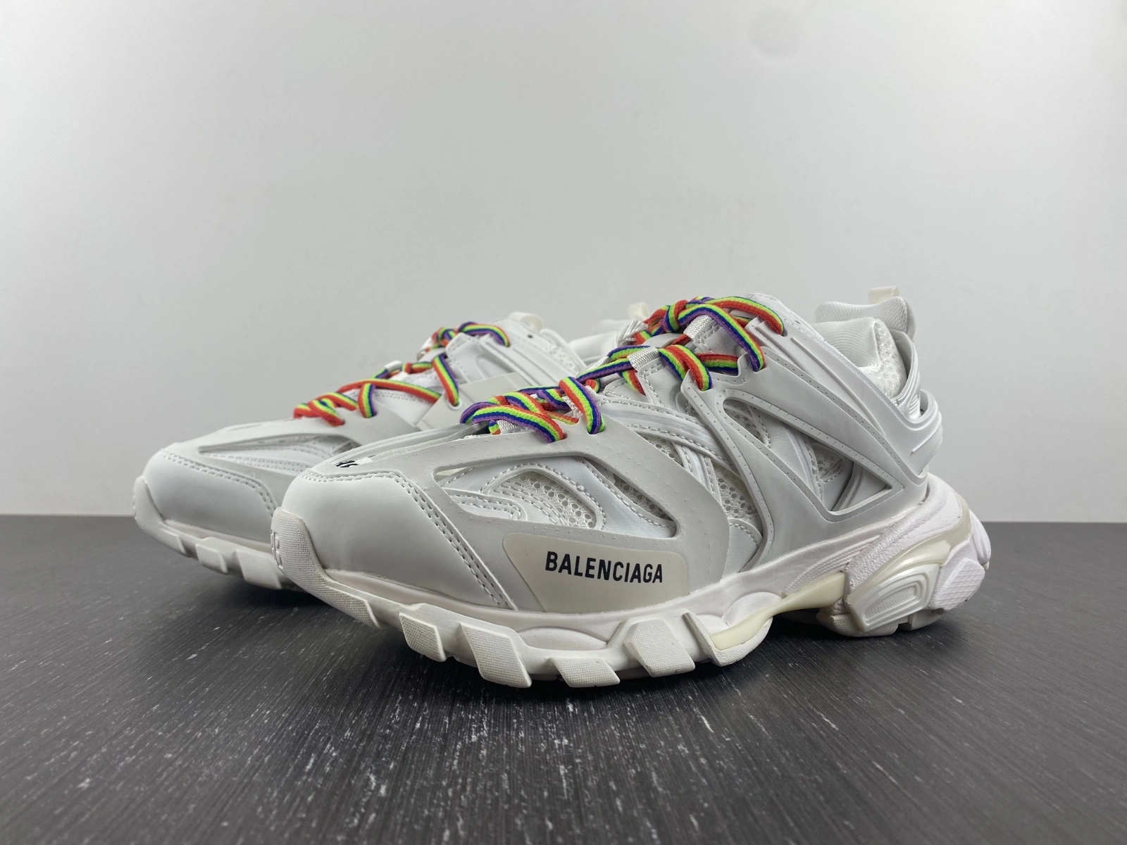 TechFriendly Men Women B*alenciaga Track AM221226- 4510