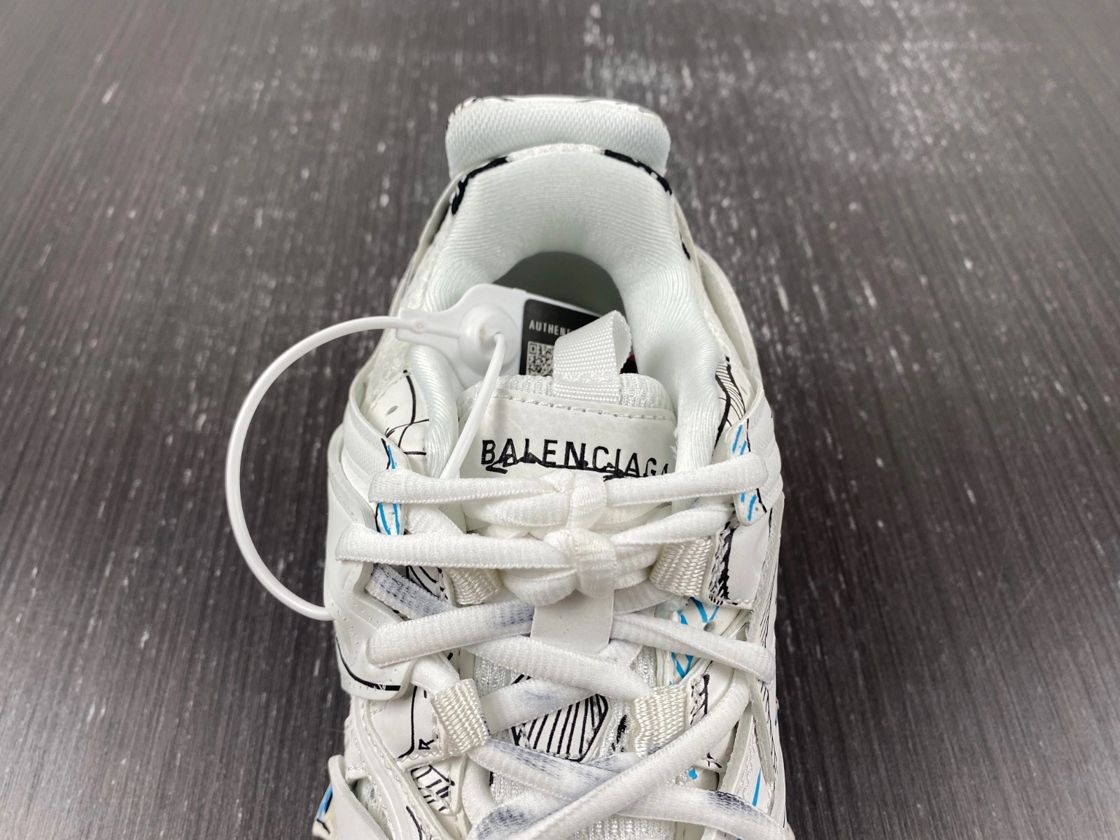 FlexibleFit Men Women B*alenciaga Track AME20230704- 4446