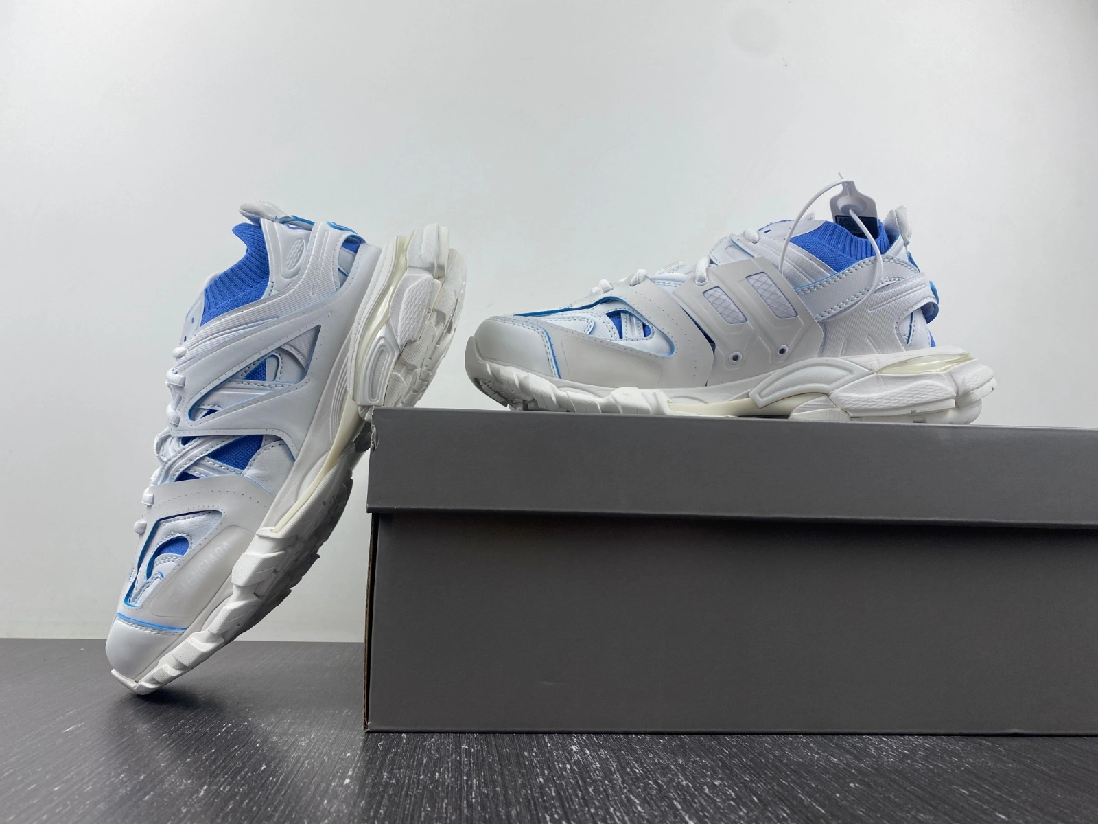 WrinkleFree Men Women B*alenciaga Track AME20231018- 4407