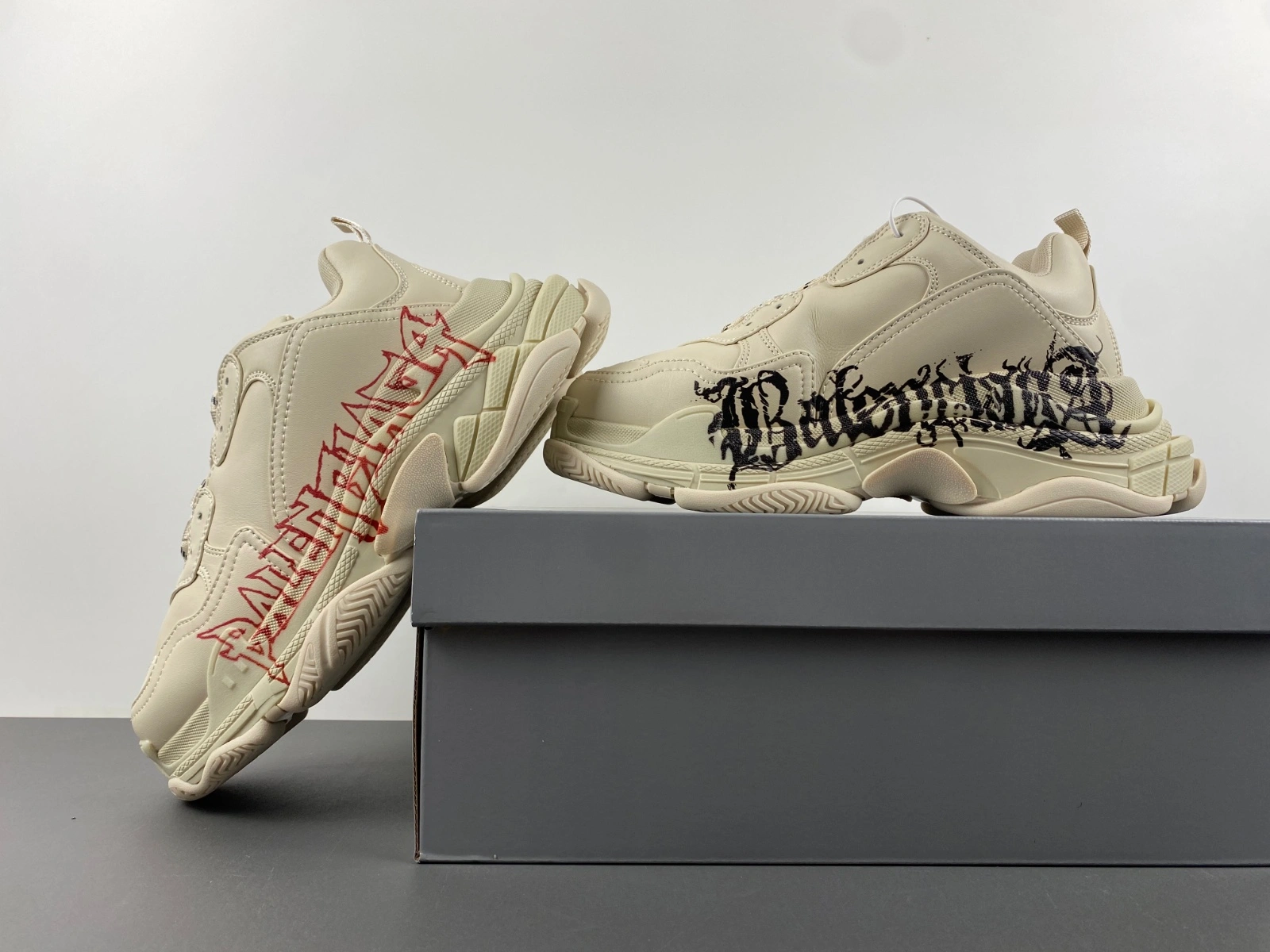 Elegant Men Women B*alenciaga Triple s AM20240511- 4326