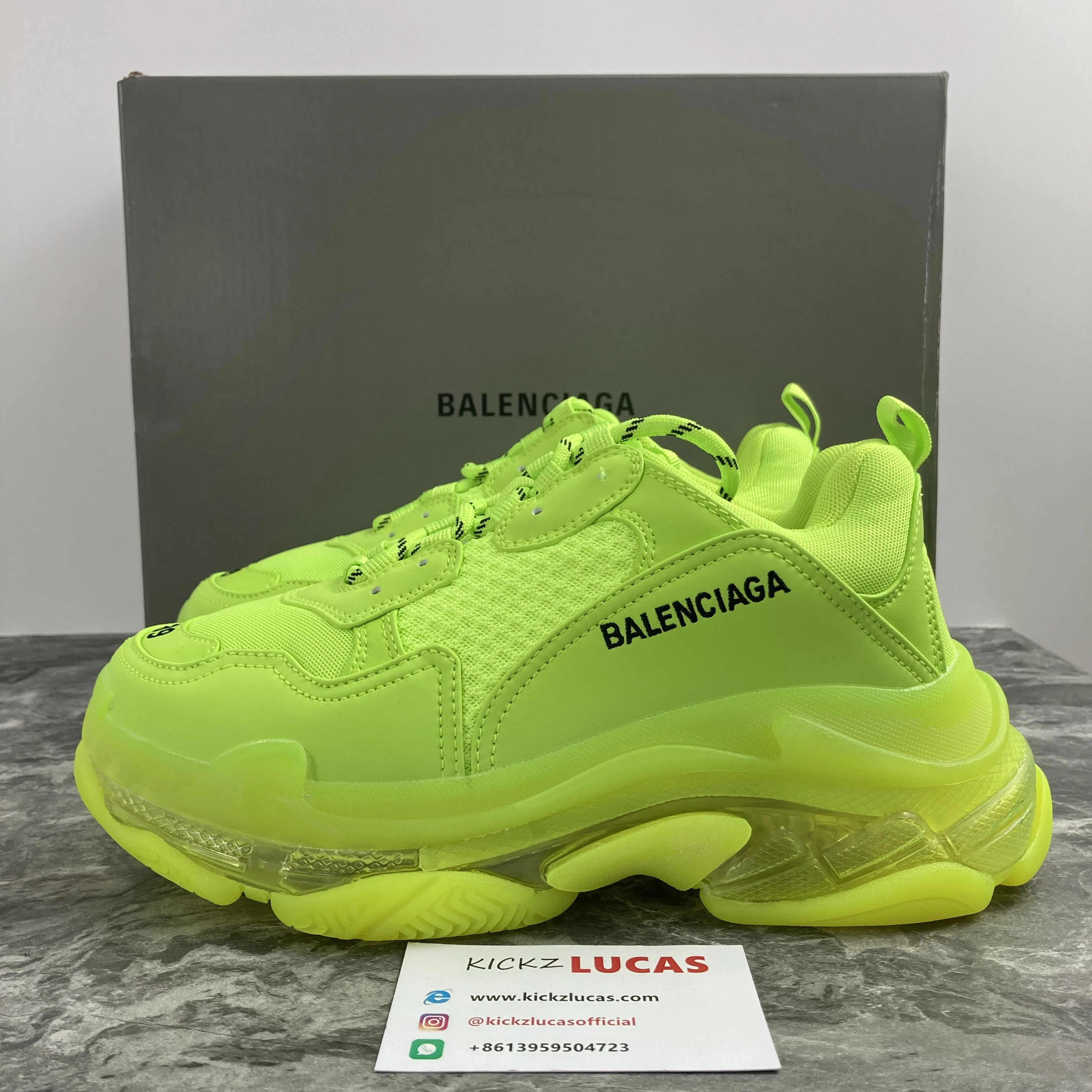 Men Women B*alenciaga Triples Top Sneaker AM230325- FashionForward 4479