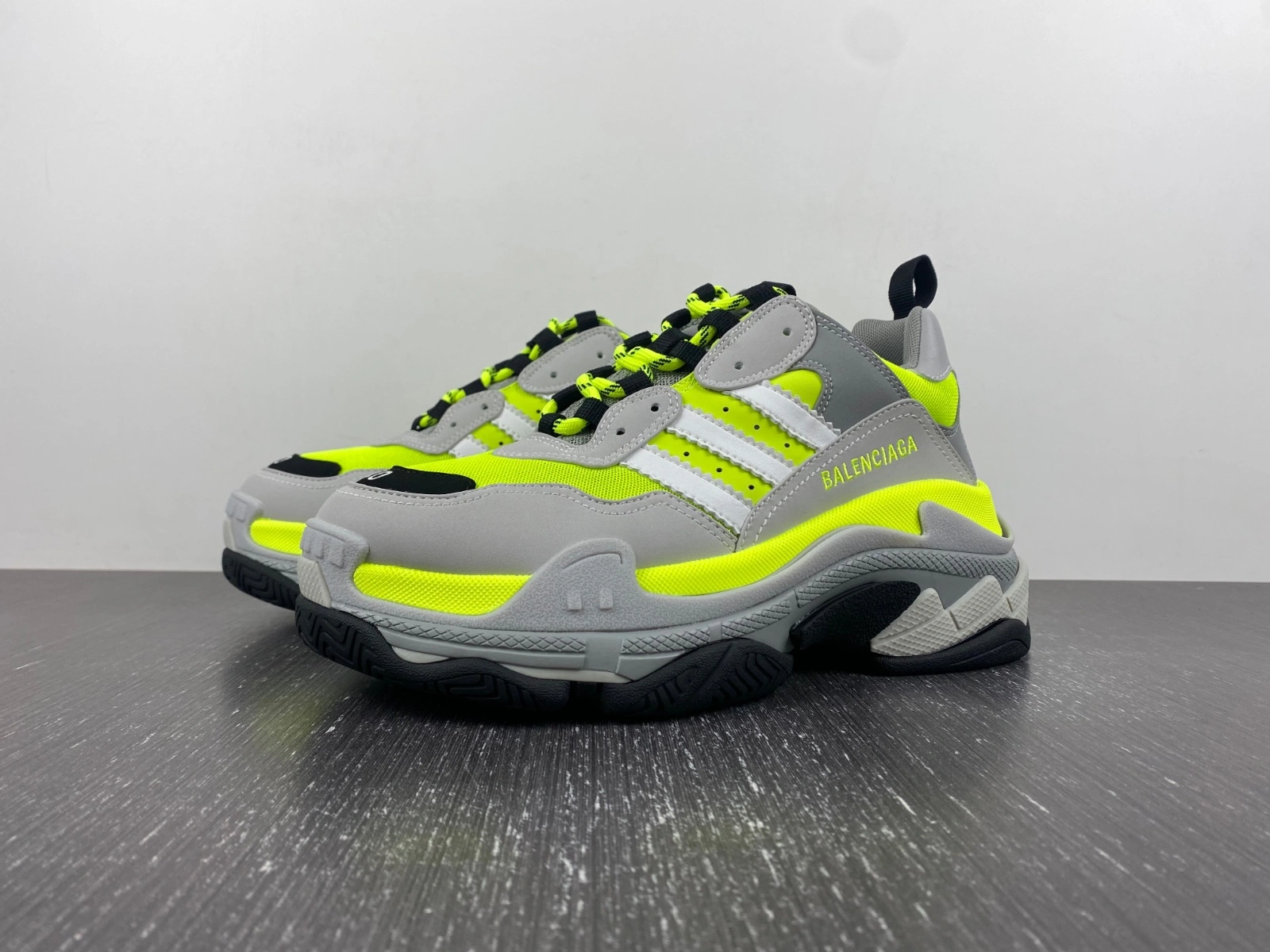 WrinkleFree Men Women B*alenciaga Triples Top Sneaker AME 4449