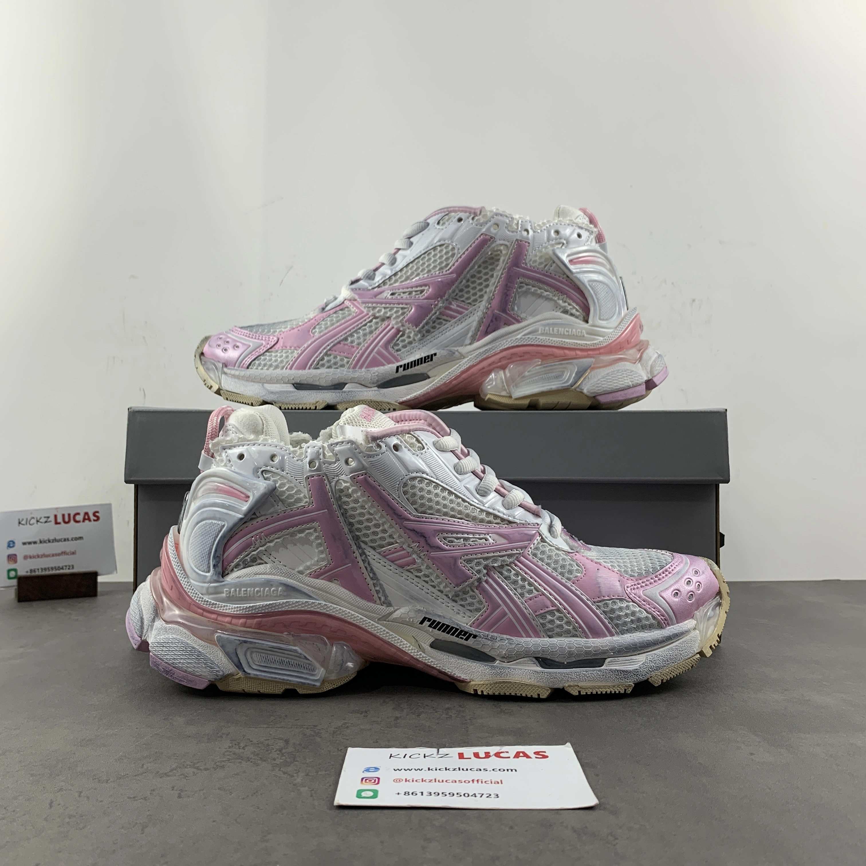 Men Women B*lenciaga Runner Pink White MK220927- Stylish 4579