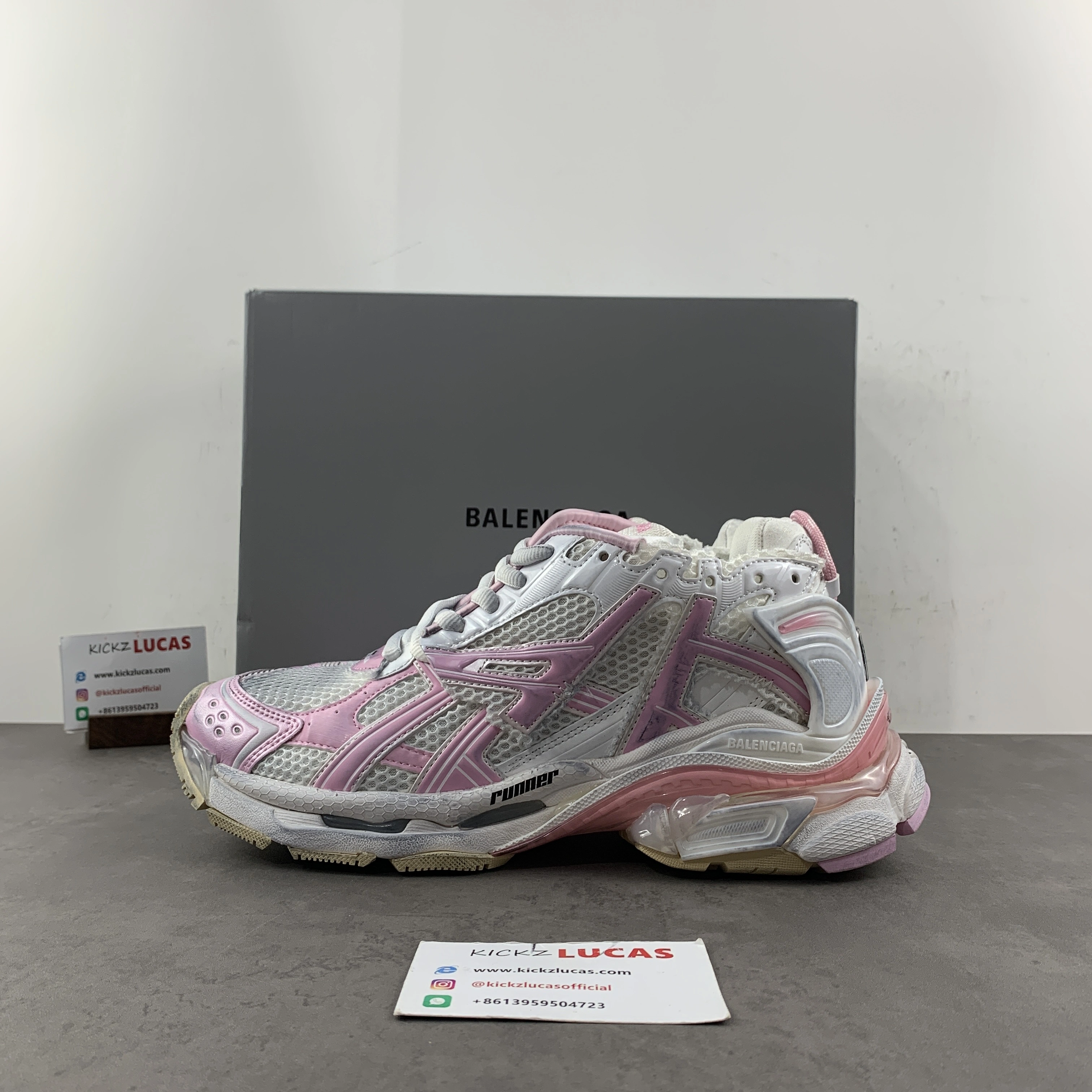 Men Women B*lenciaga Runner Pink White MK220927- Stylish 4579