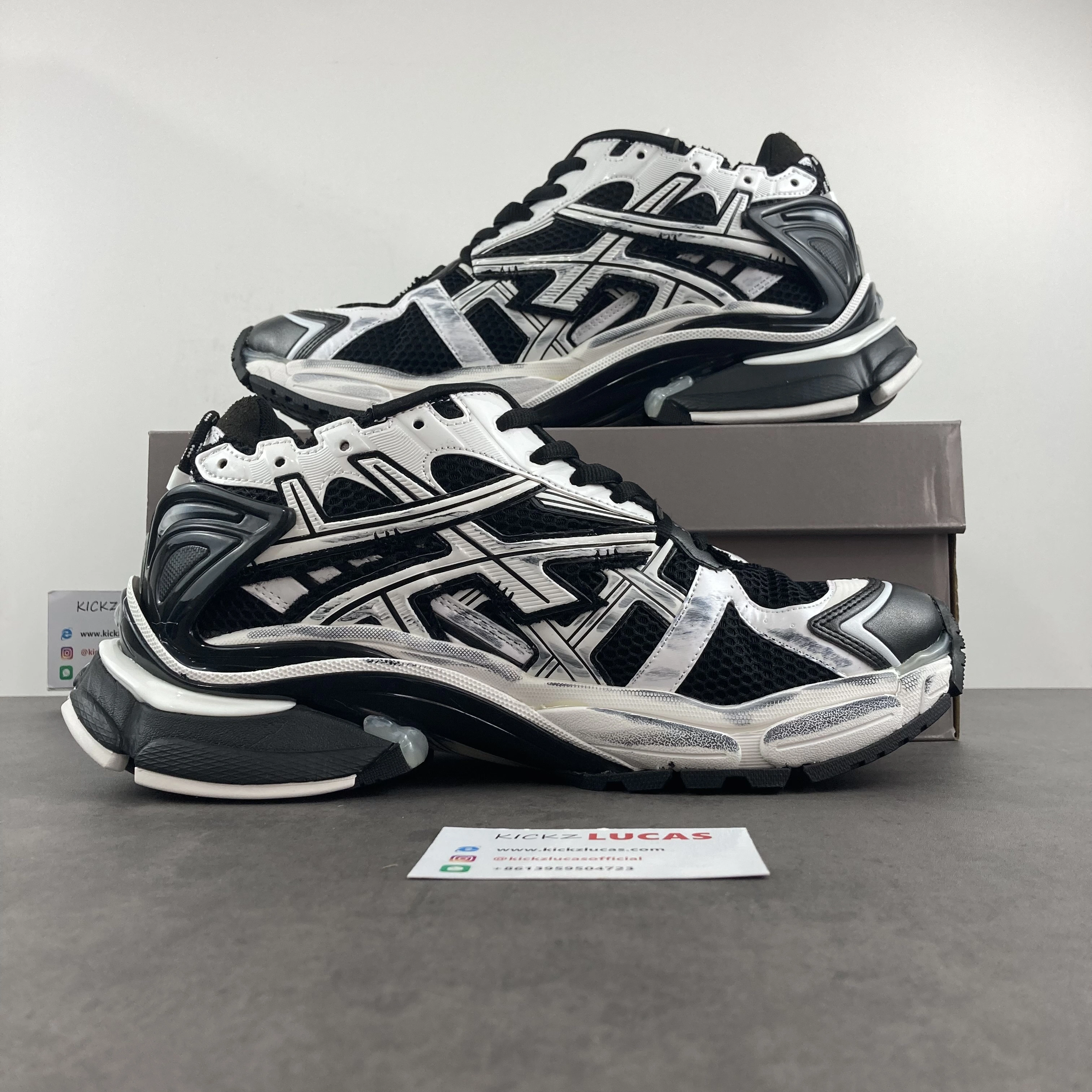 TopPick Men Women B*lenciaga Runner White Black White MK220927- 4577
