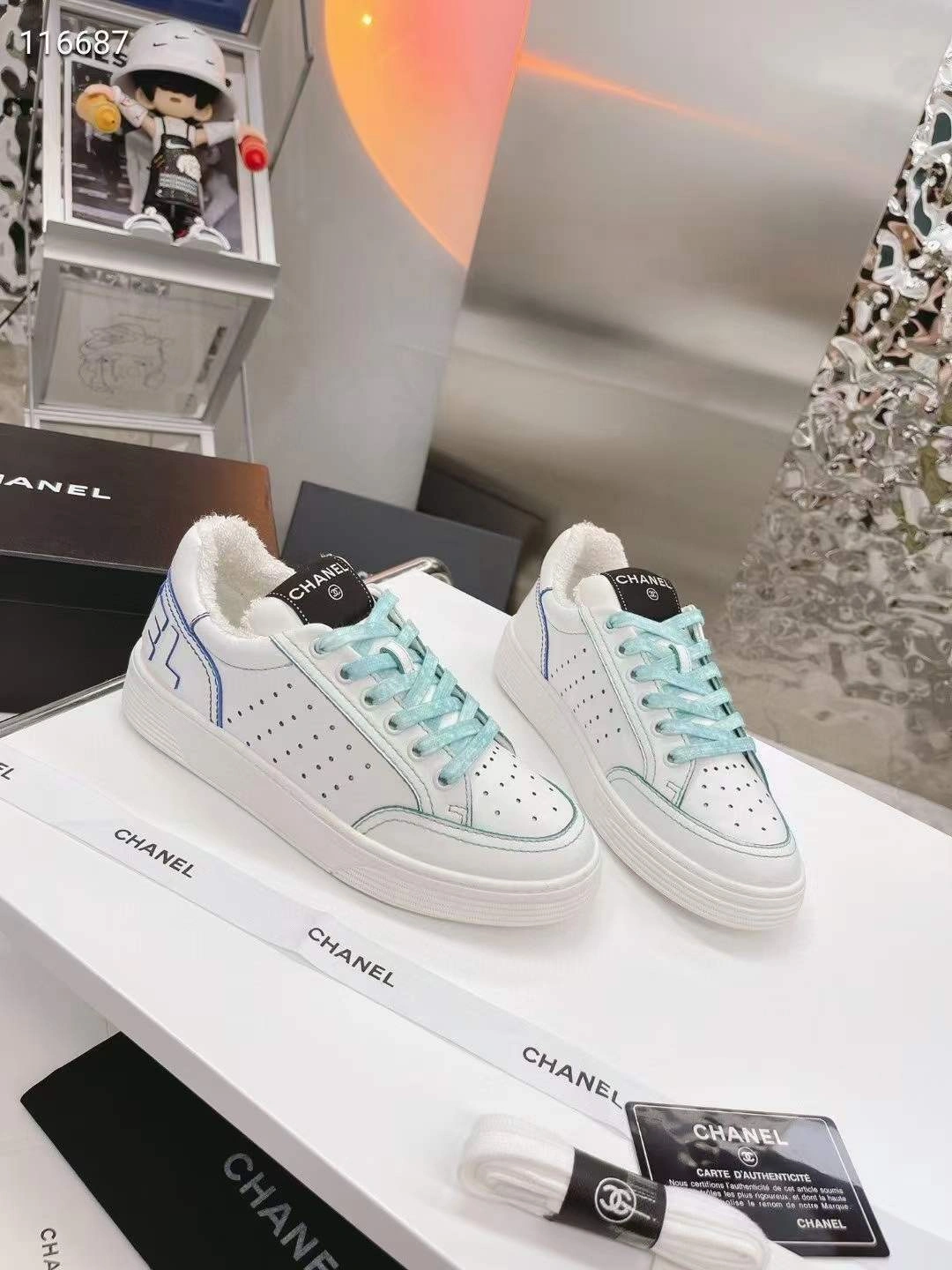 Snug Men Women C*hanel Top Sneaker 6732