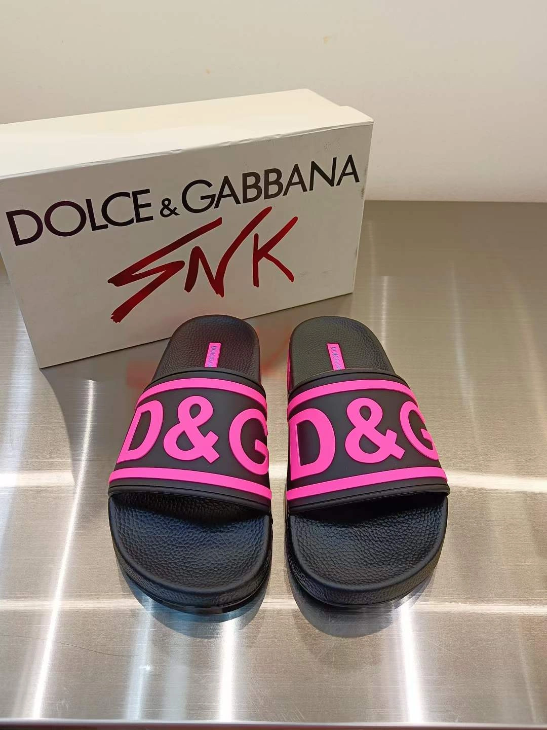 Youthful Men Women D*G LOW Slippers 20230814- 5919