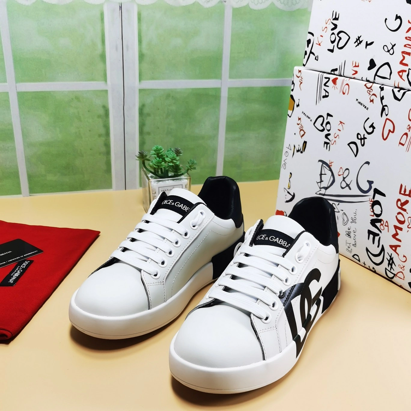 ComfortFit Men Women D*G LOW Sneaker 20230726- 6051