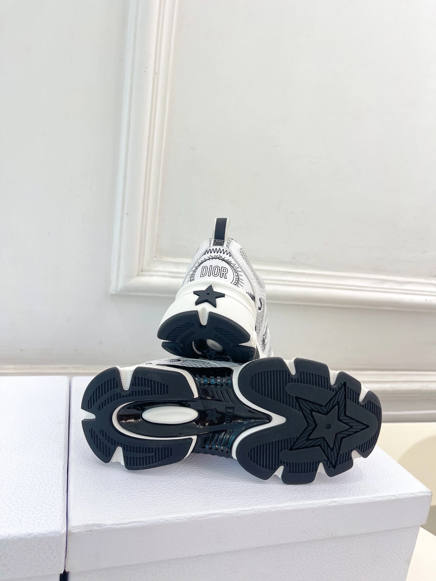 Upgraded Men Women D*ior Top Sneakers B30 ms 20240713- 5651