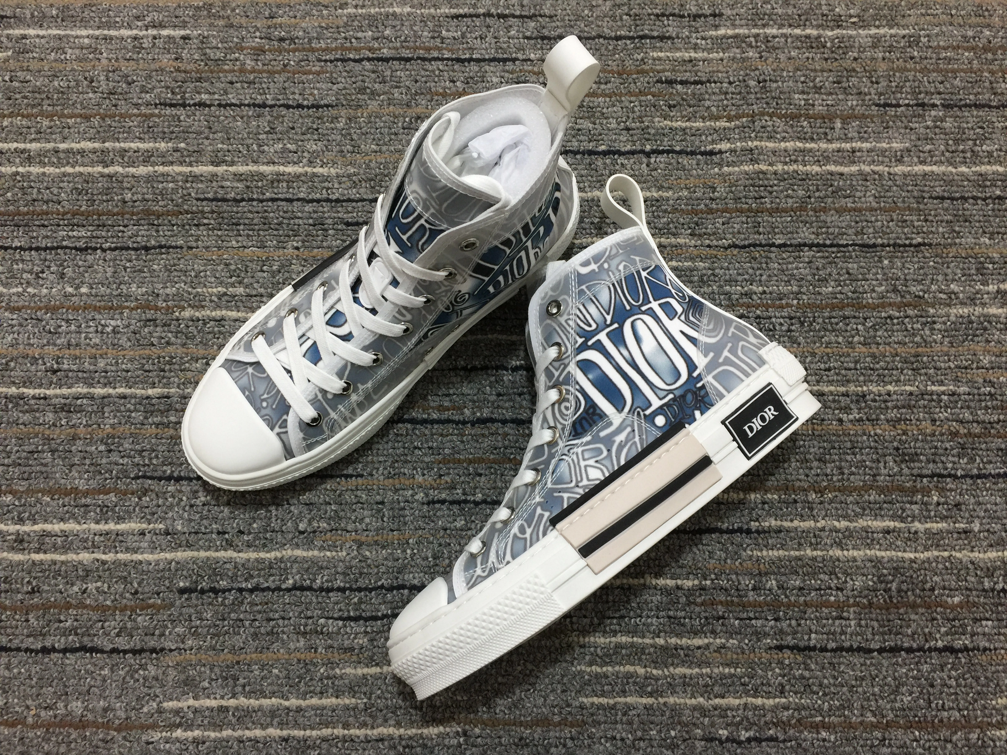 WellDesigned Men Women D*or Sneaker 5876
