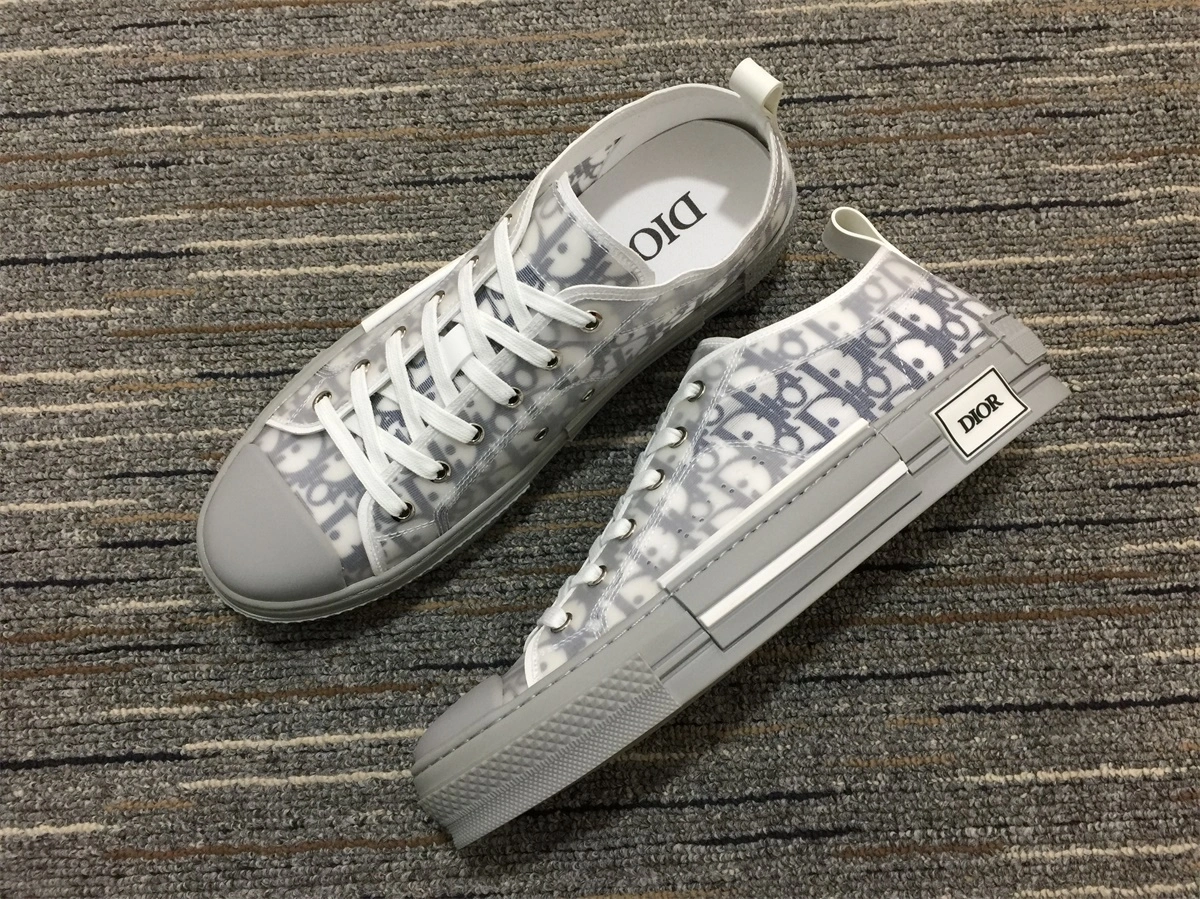 Men Women D*or Sneaker FashionForward 5886