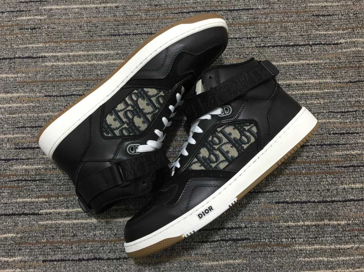 Men Women D*or Sneaker WaterResistant 5884