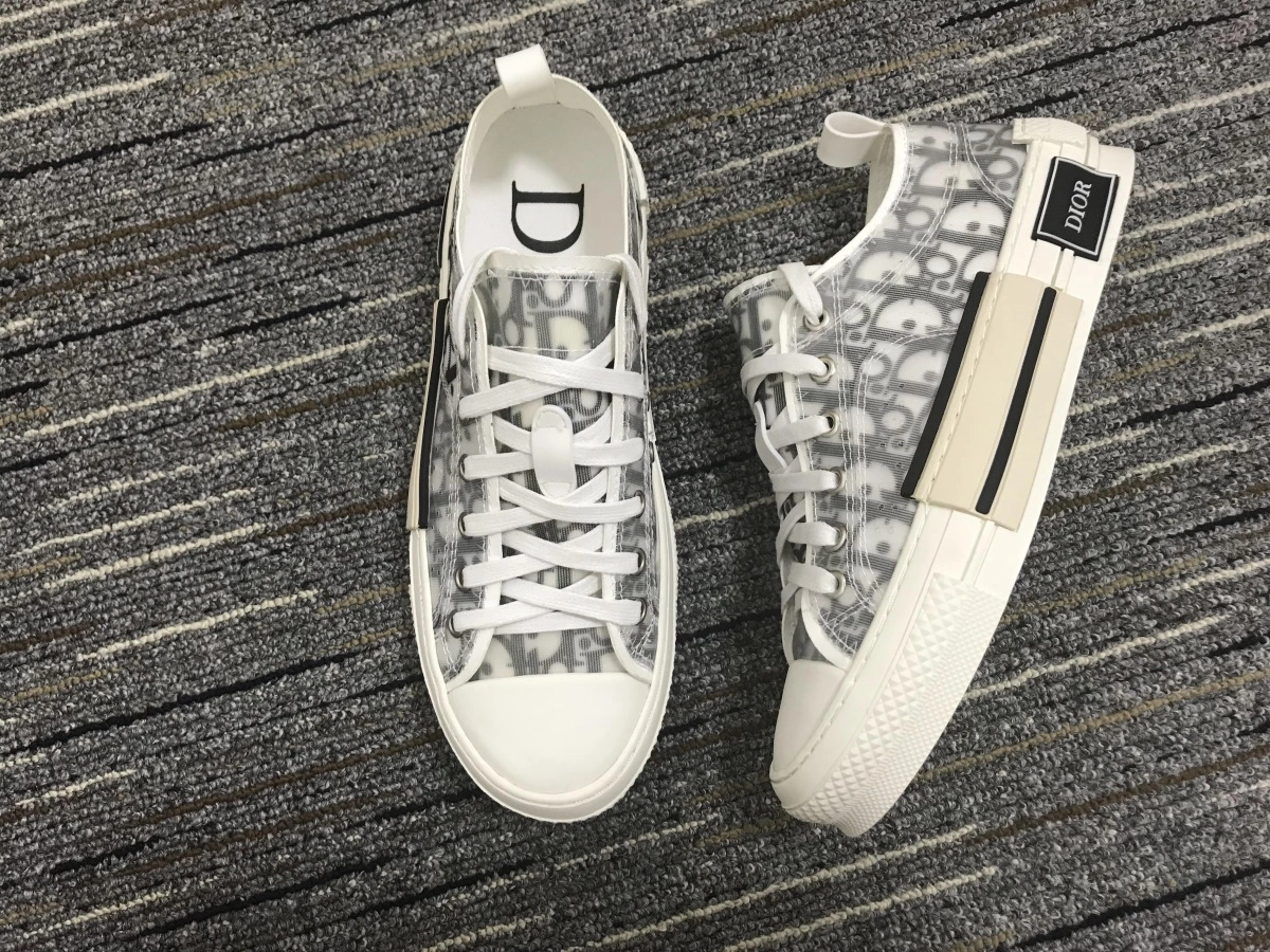 Men Women D*or Sneaker FashionForward 5886
