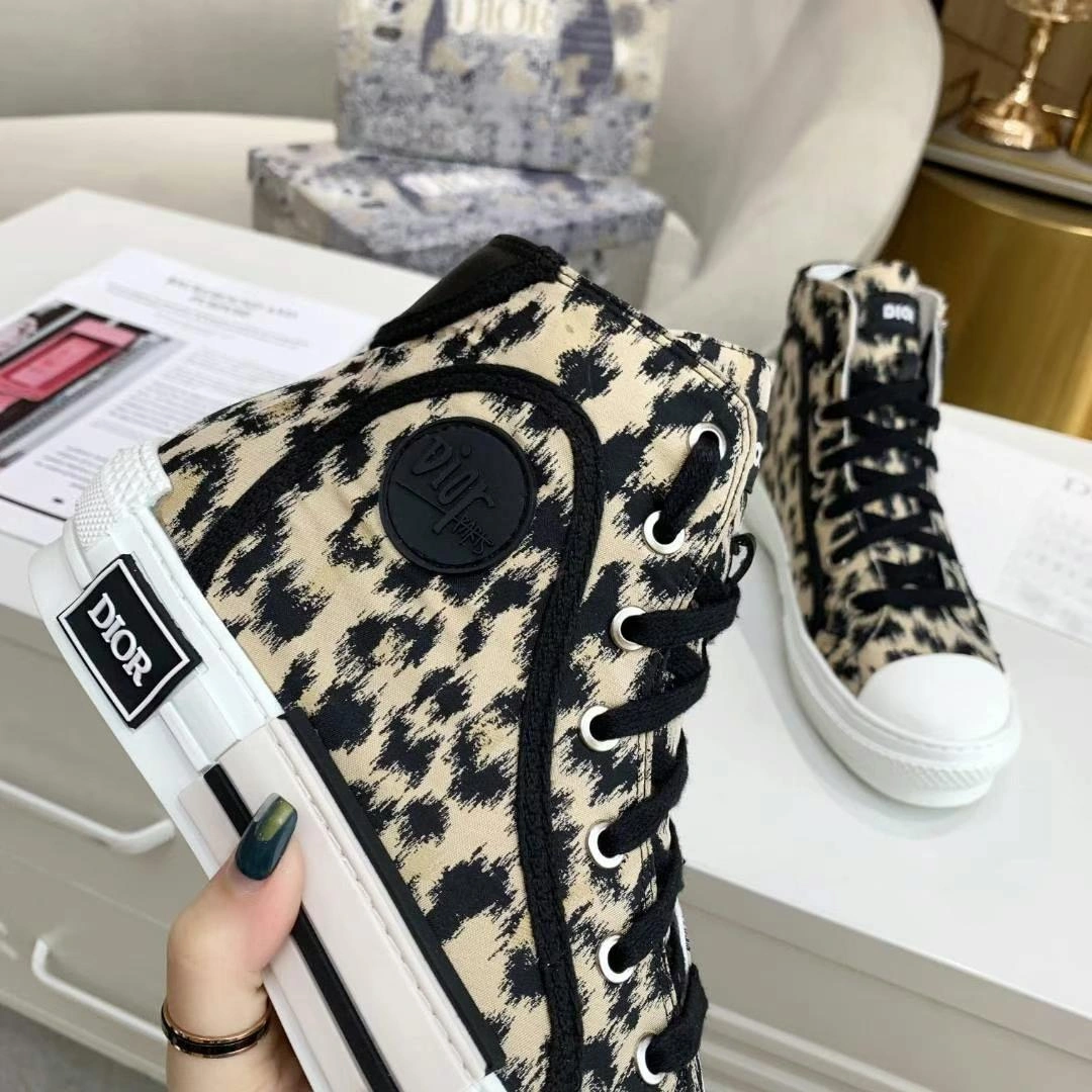Men Women D*or Top Sneaker FashionForward 5792