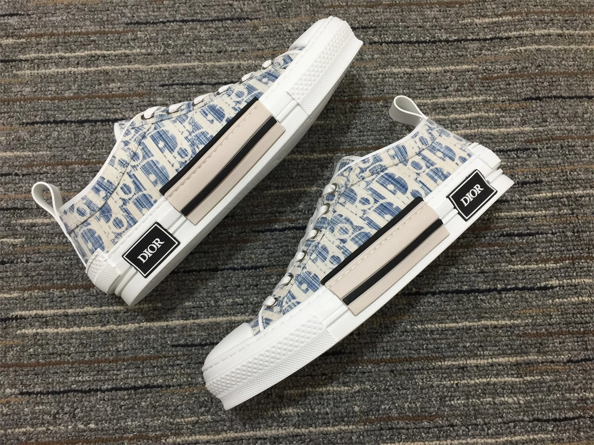 HighQuality Men Women D*or Top Sneaker 5802