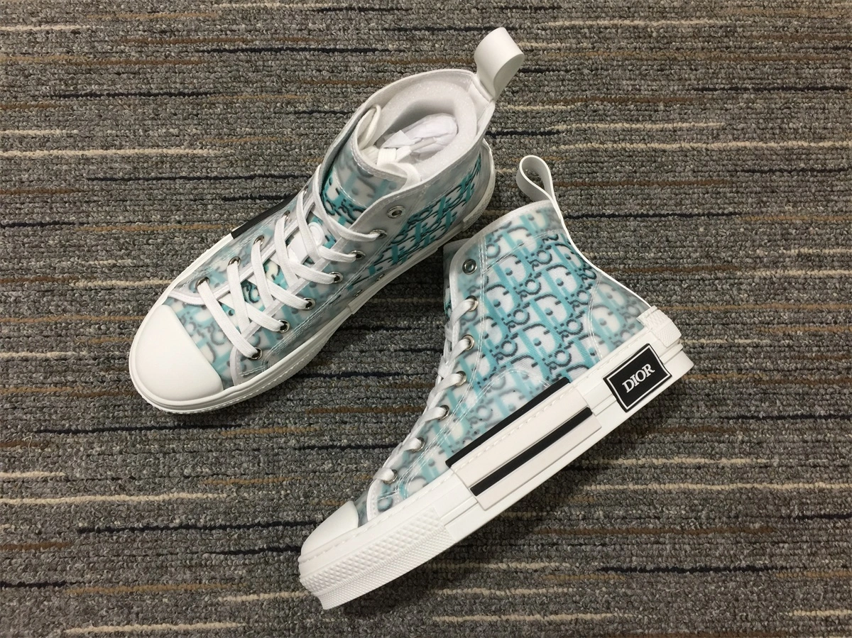 Men Women D*or Top Sneaker Sleek 5851
